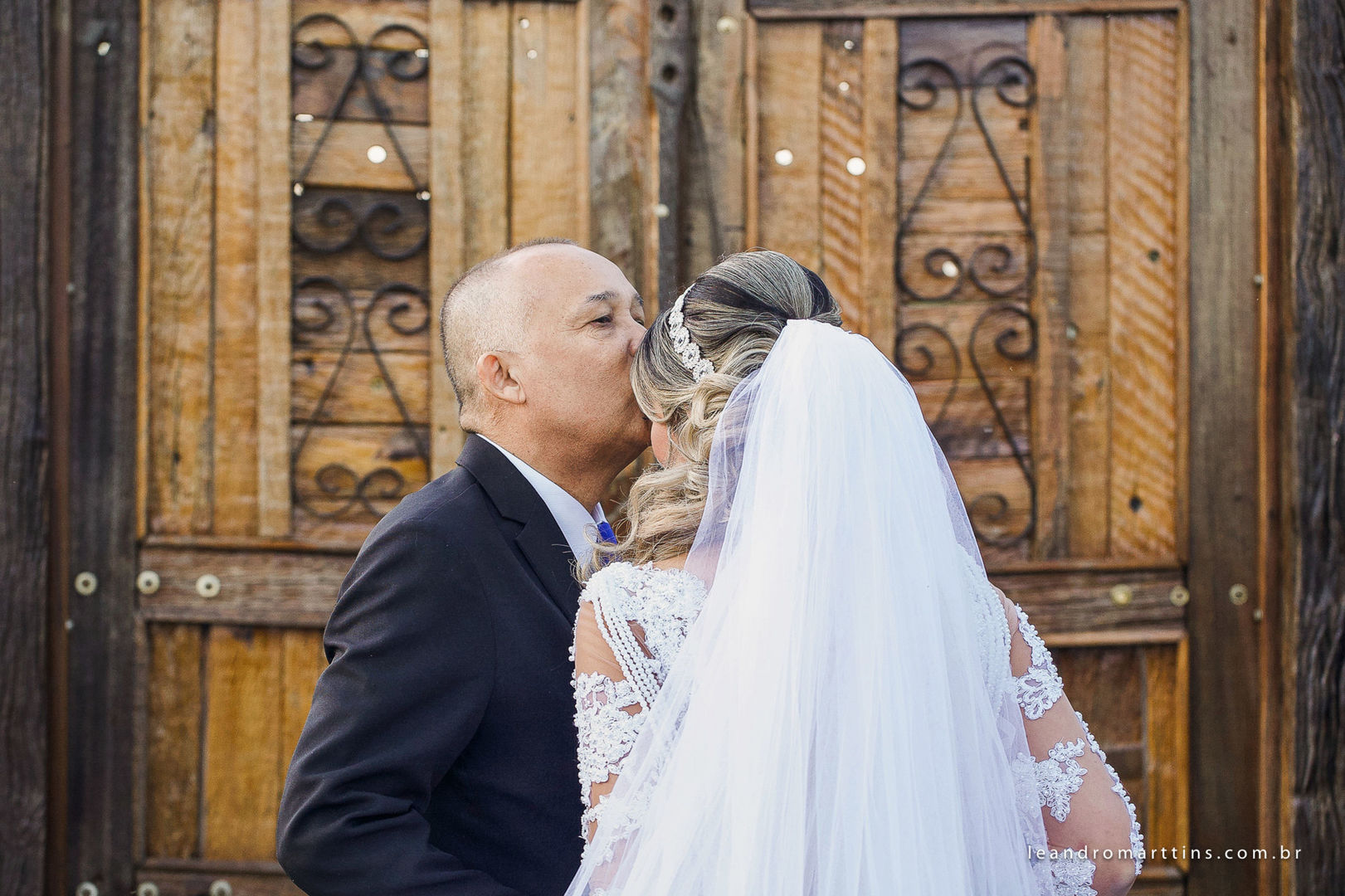 Casamento no Bella Faria Eventos, do casal Tamires e Douglas