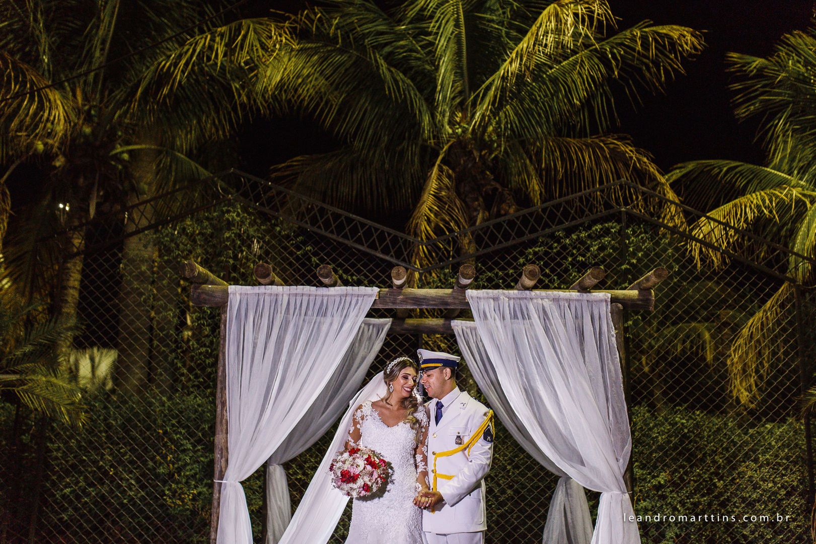 Casamento no Bella Faria Eventos, do casal Tamires e Douglas
