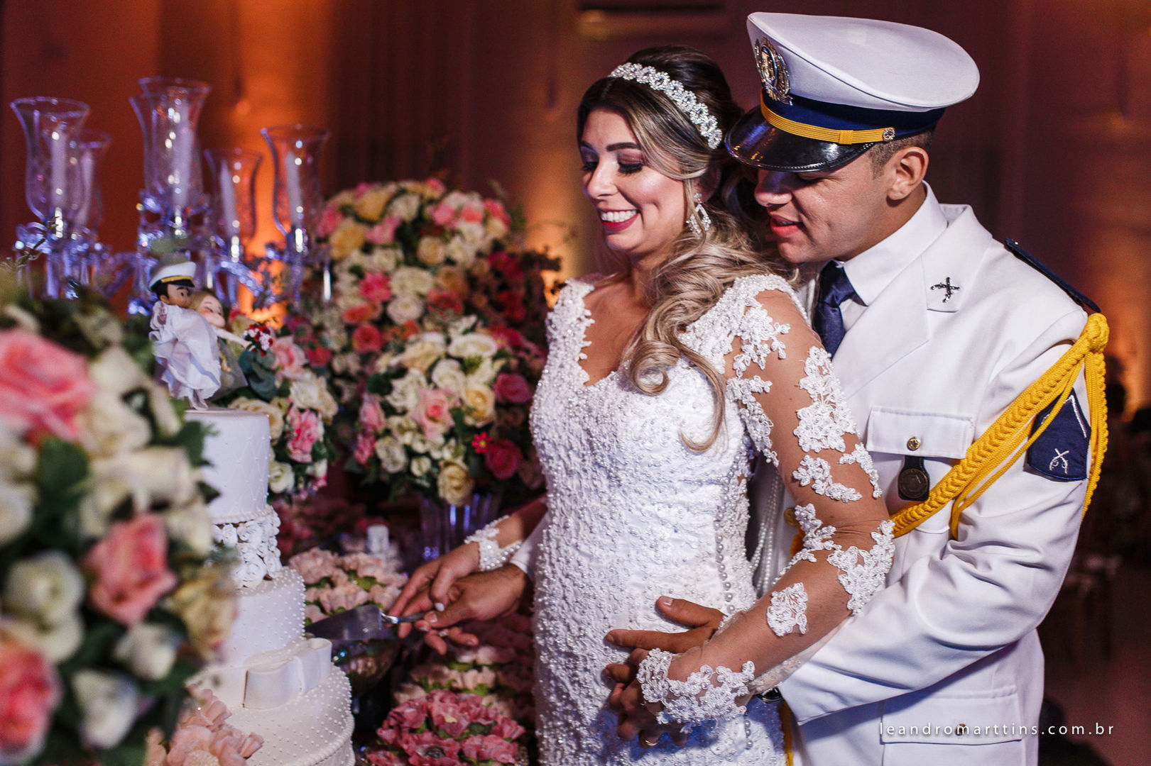Casamento no Bella Faria Eventos, do casal Tamires e Douglas