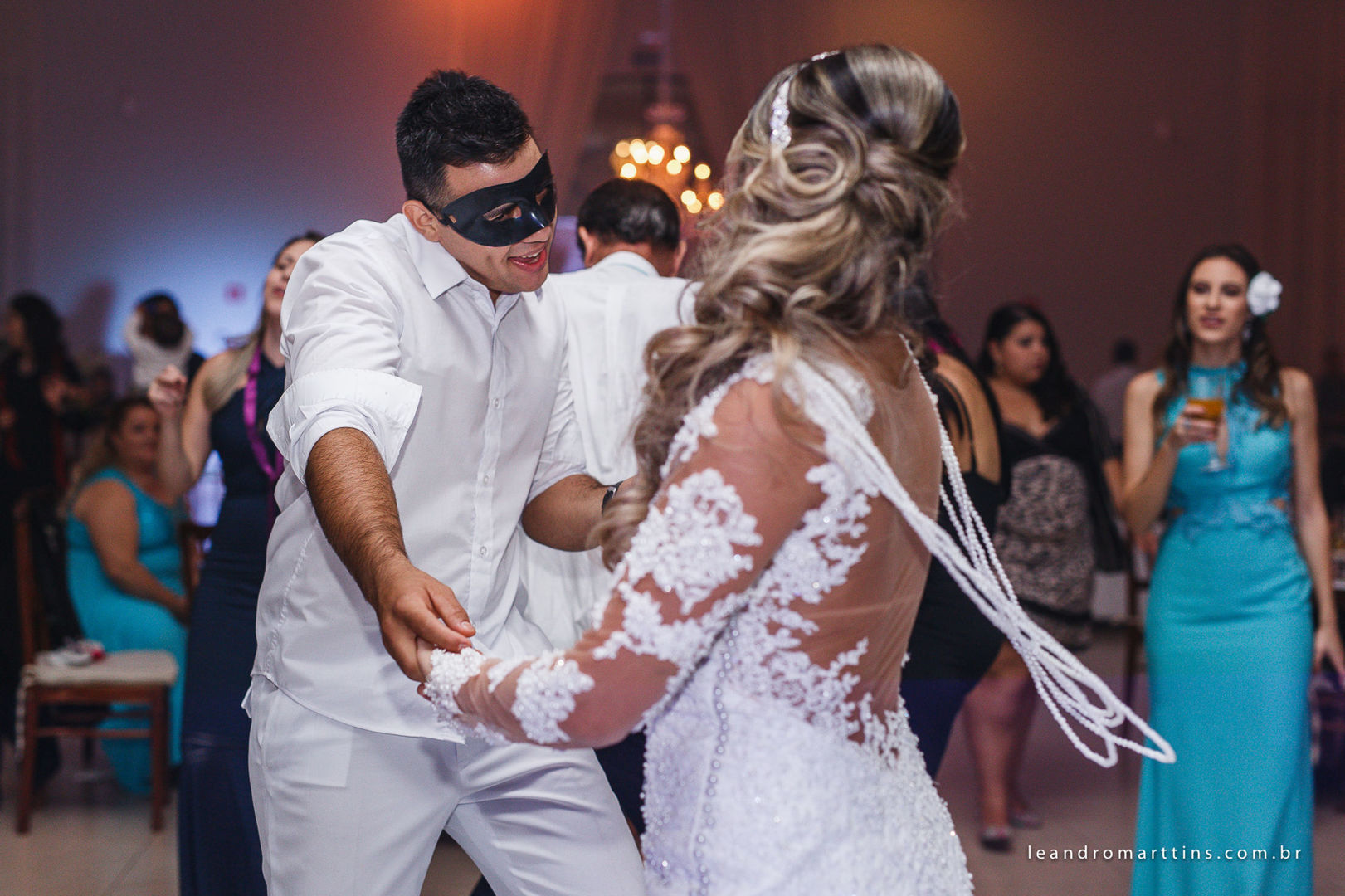 Casamento no Bella Faria Eventos, do casal Tamires e Douglas