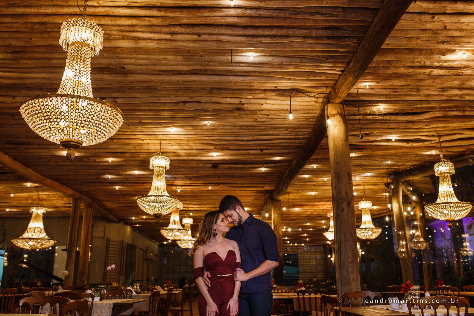 Pré Wedding no Antiquário Clever Casado em Balsamo da Daiany e Raphael