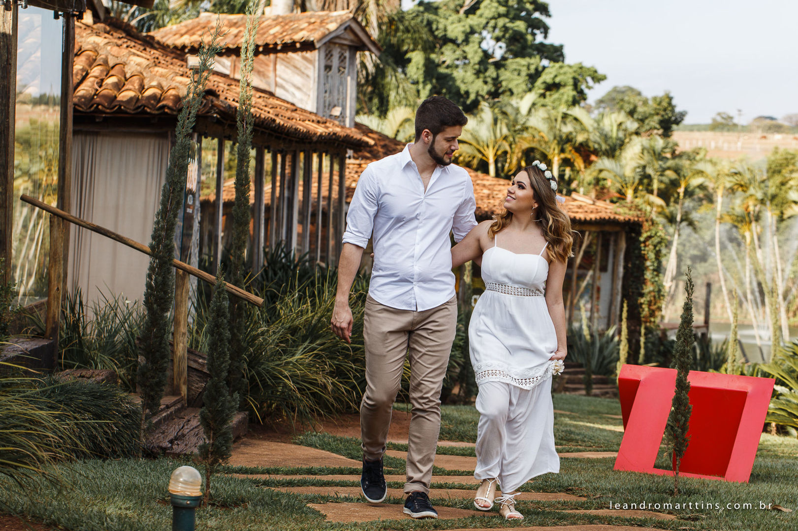 Pré Wedding no Antiquário Clever Casado em Balsamo da Daiany e Raphael