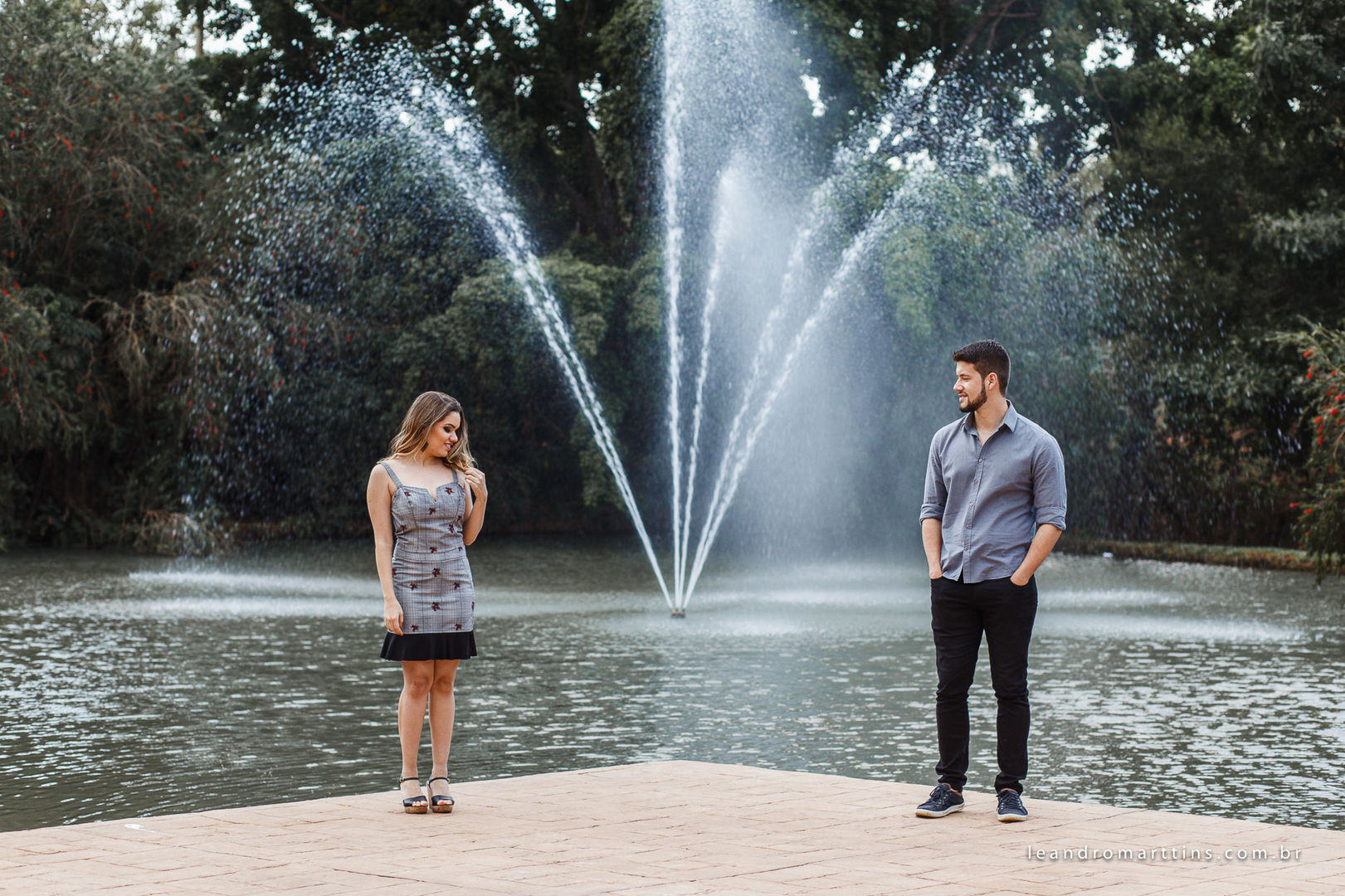 Pré Wedding no Antiquário Clever Casado em Balsamo da Daiany e Raphael