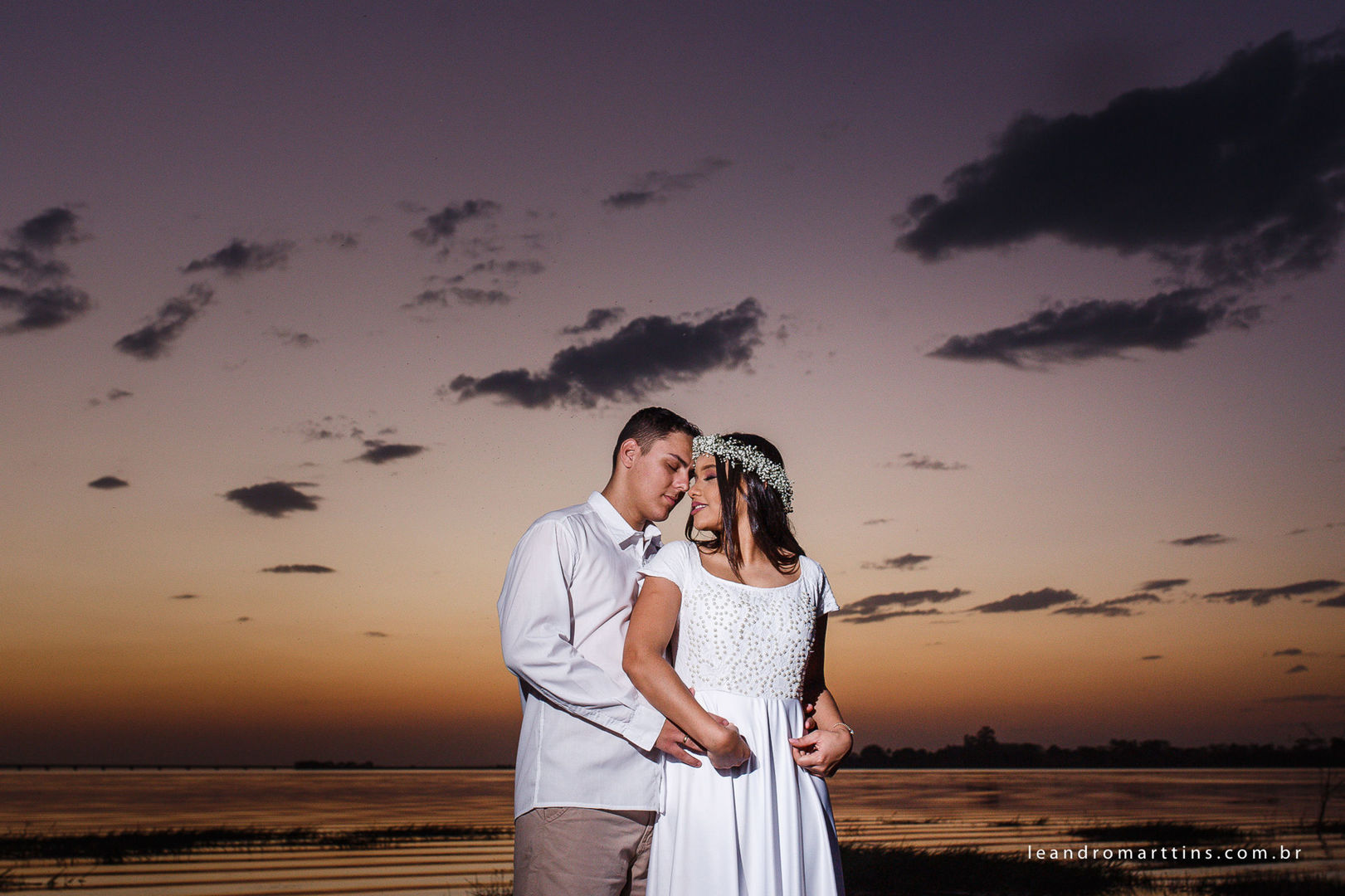 Pré Wedding na Prainha de Pereira Barreto da Bruna e Thiago