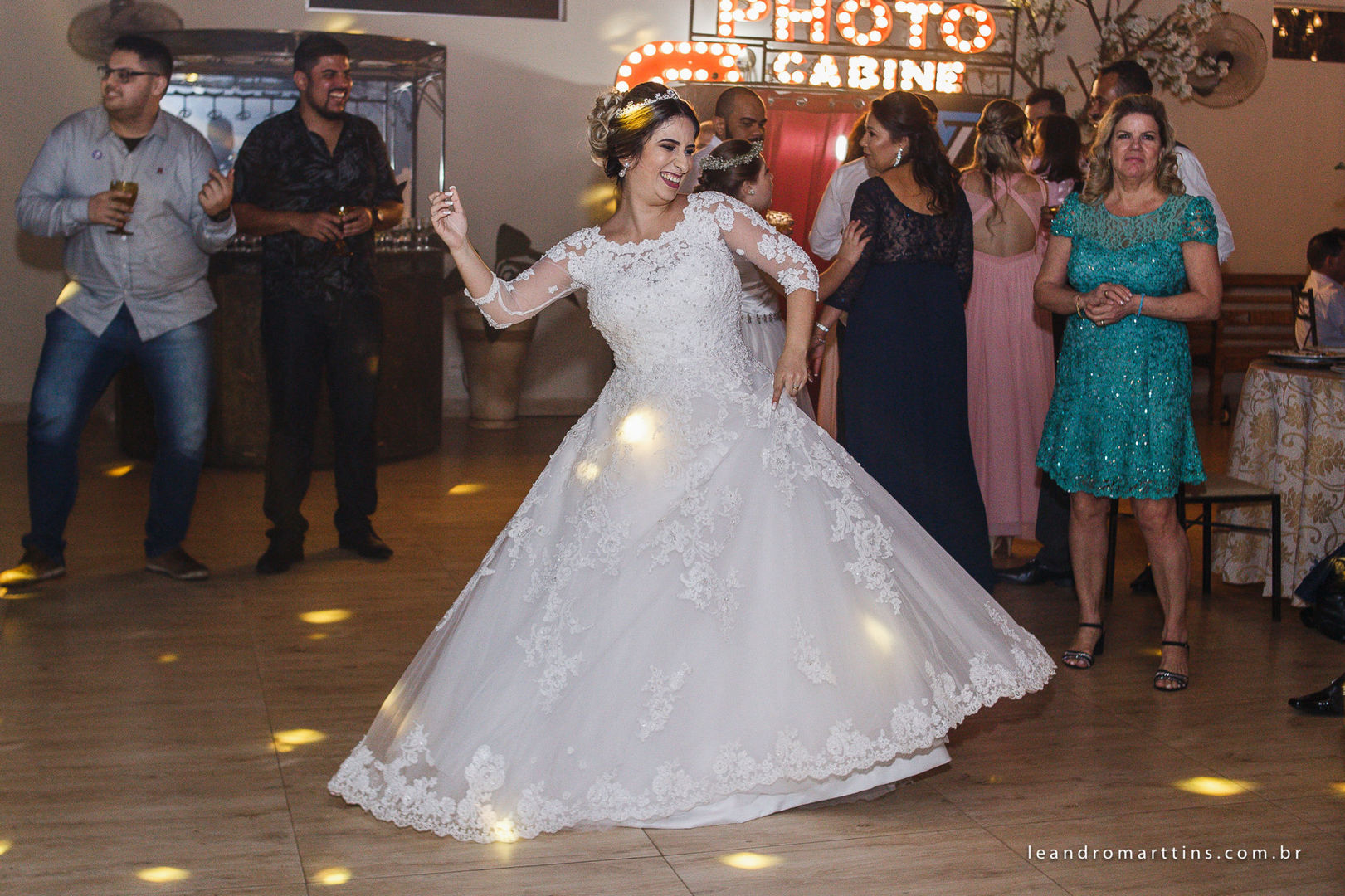 Casamento no espaço MariFestas, Guapiaçu, Ana Carla e Nilton