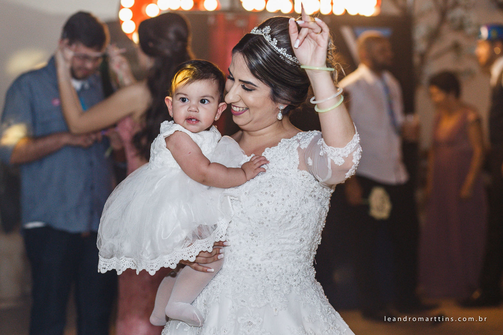 Casamento no espaço MariFestas, Guapiaçu, Ana Carla e Nilton