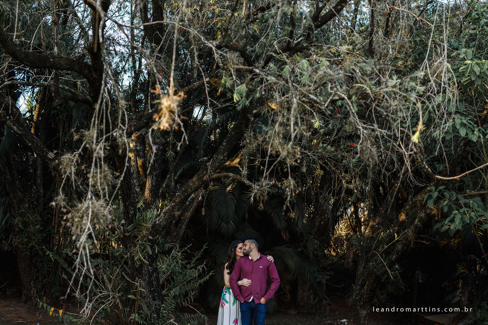 Pré Wedding Larissa e Edson no Antiquário Clever Casado