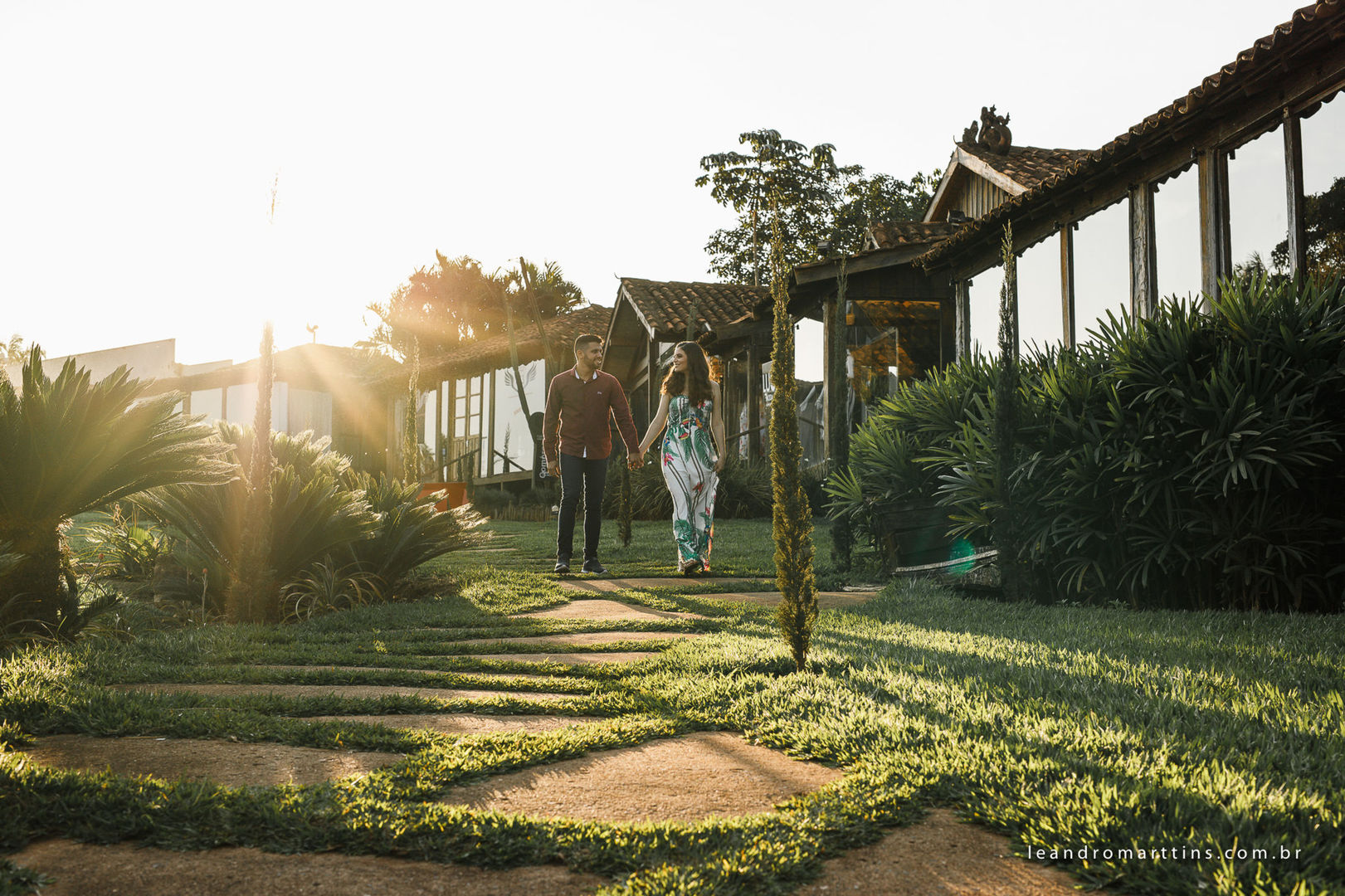Pré Wedding Larissa e Edson no Antiquário Clever Casado