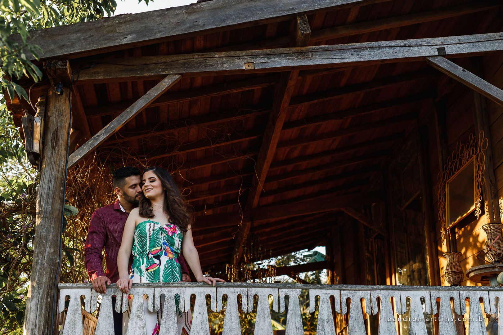 Pré Wedding Larissa e Edson no Antiquário Clever Casado