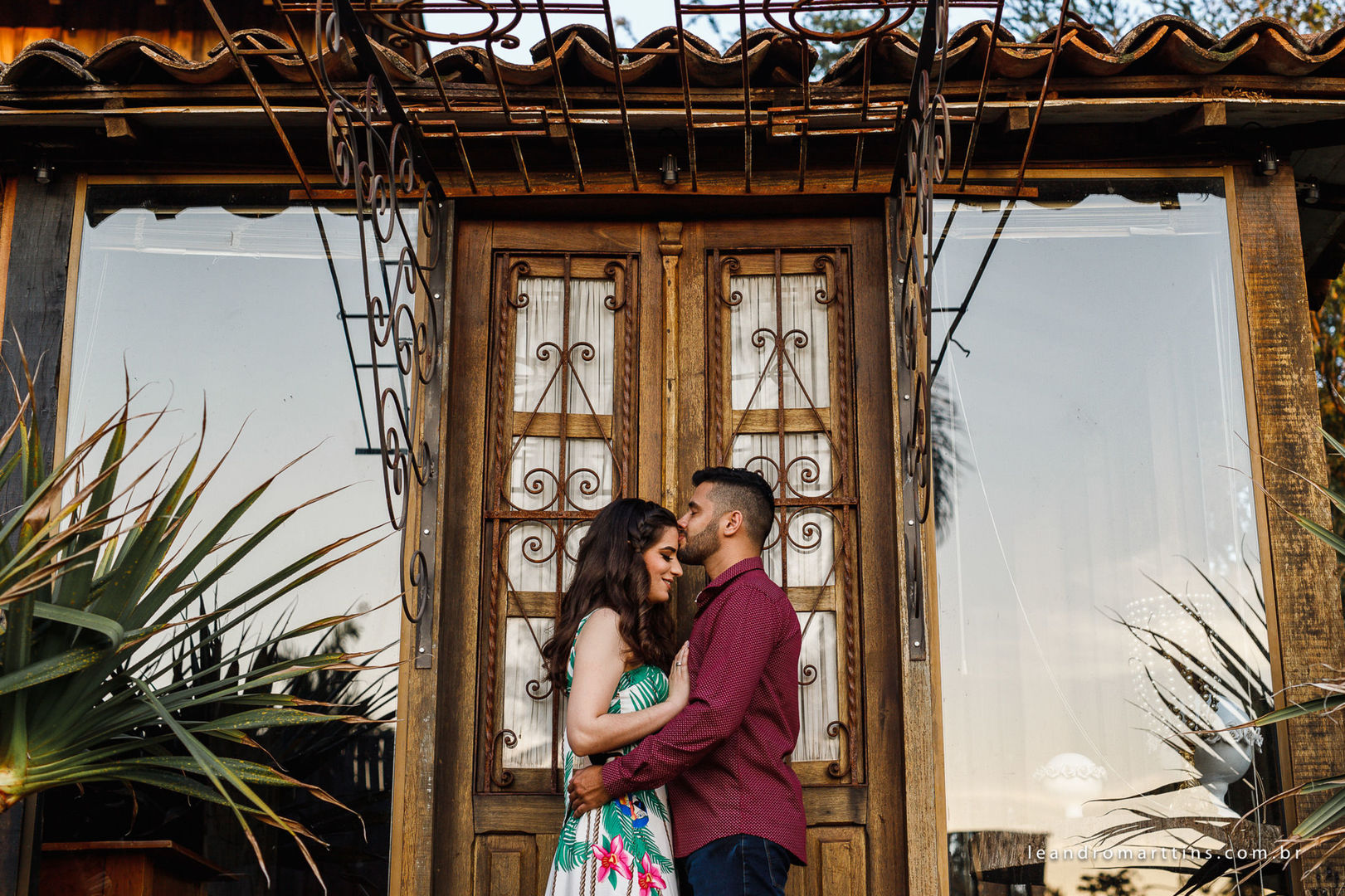 Pré Wedding Larissa e Edson no Antiquário Clever Casado