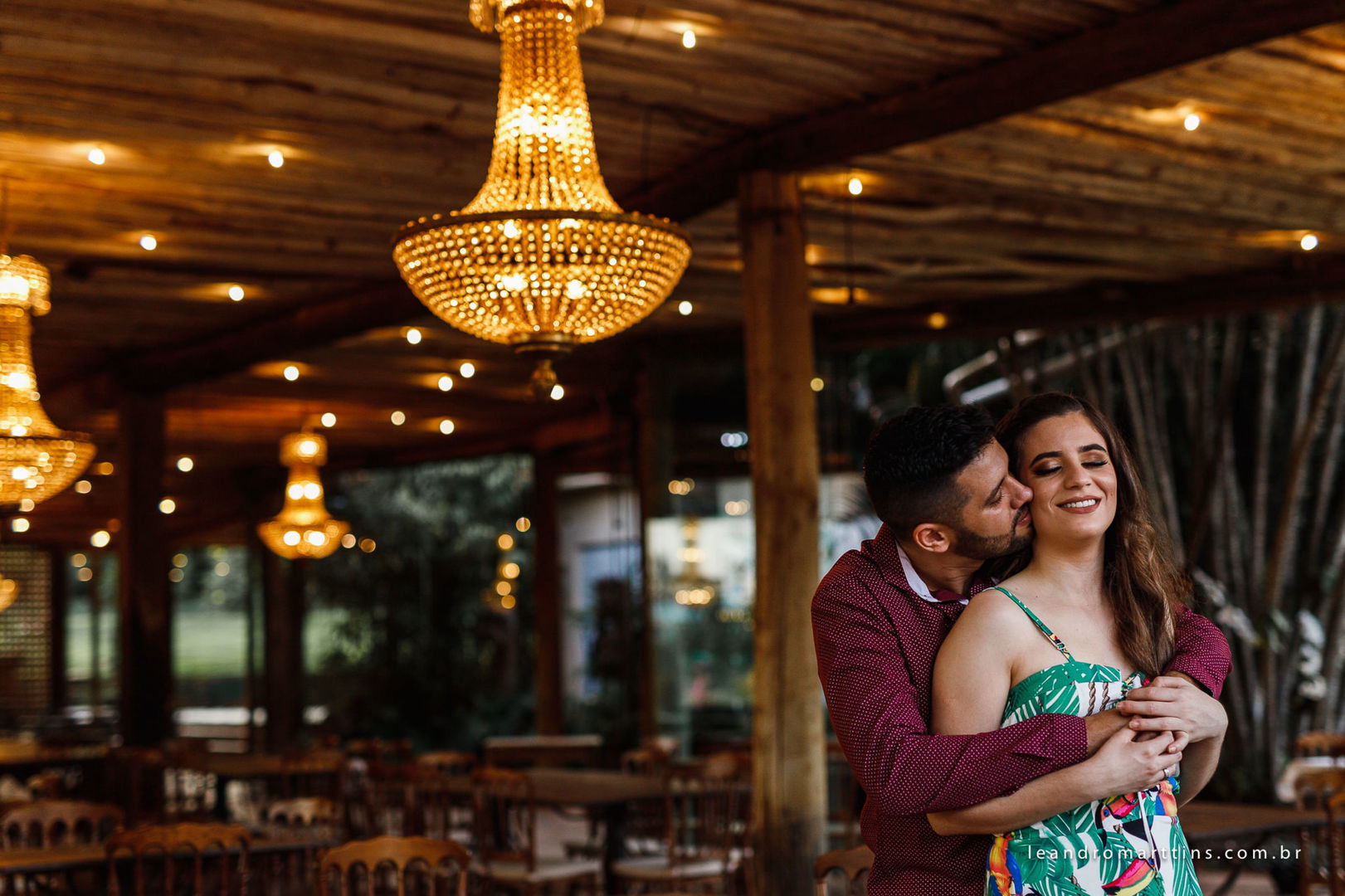 Pré Wedding Larissa e Edson no Antiquário Clever Casado
