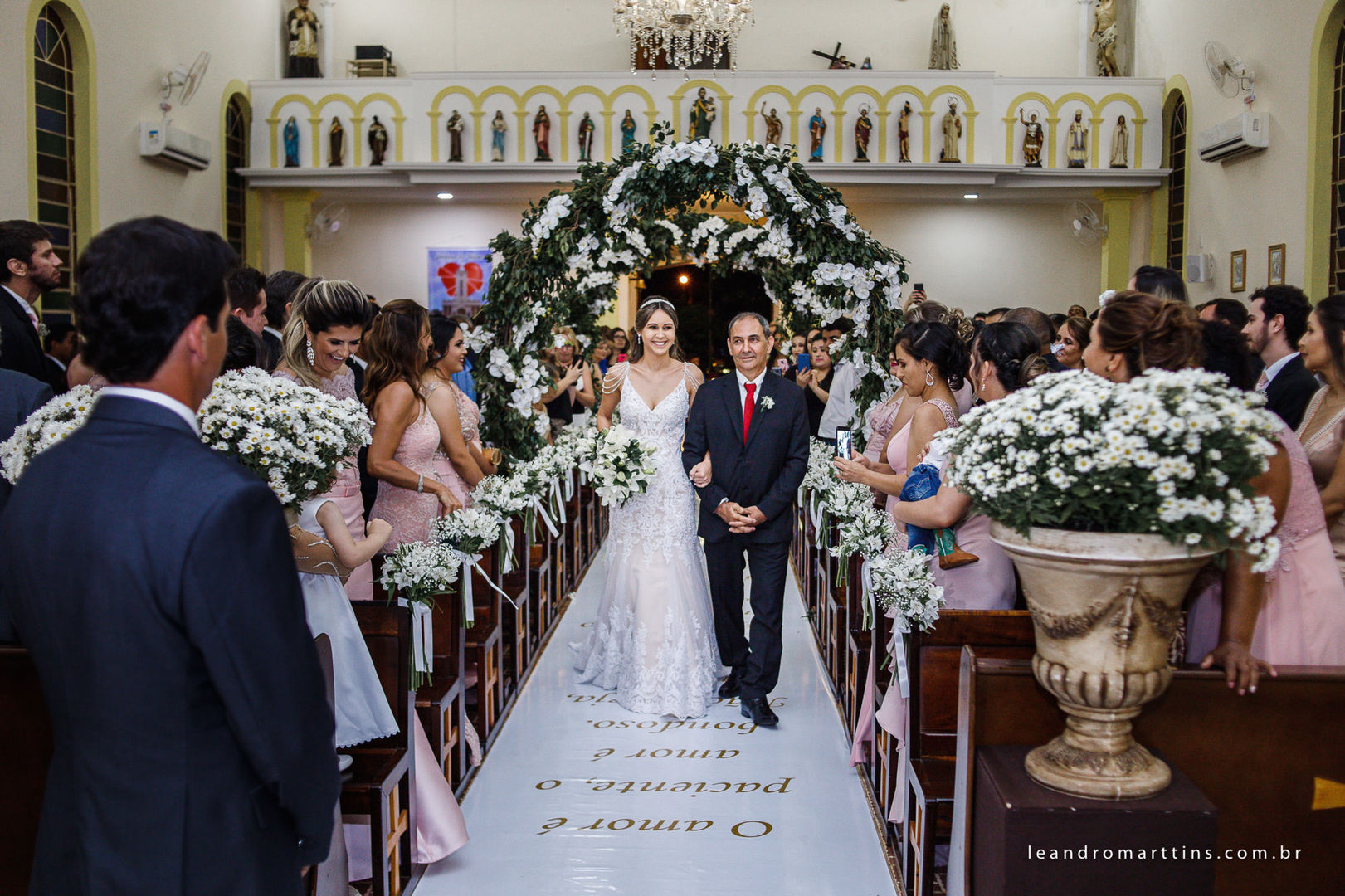 Casamento Naiara e Lorran no espaço Marcorraro em Buritama