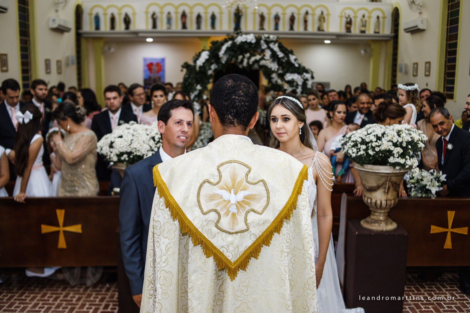 Casamento Naiara e Lorran no espaço Marcorraro em Buritama