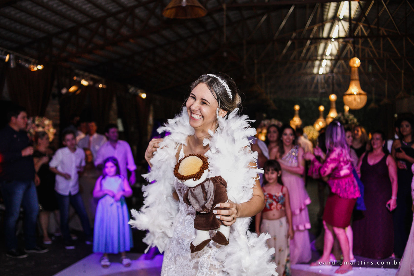 Casamento Naiara e Lorran no espaço Marcorraro em Buritama