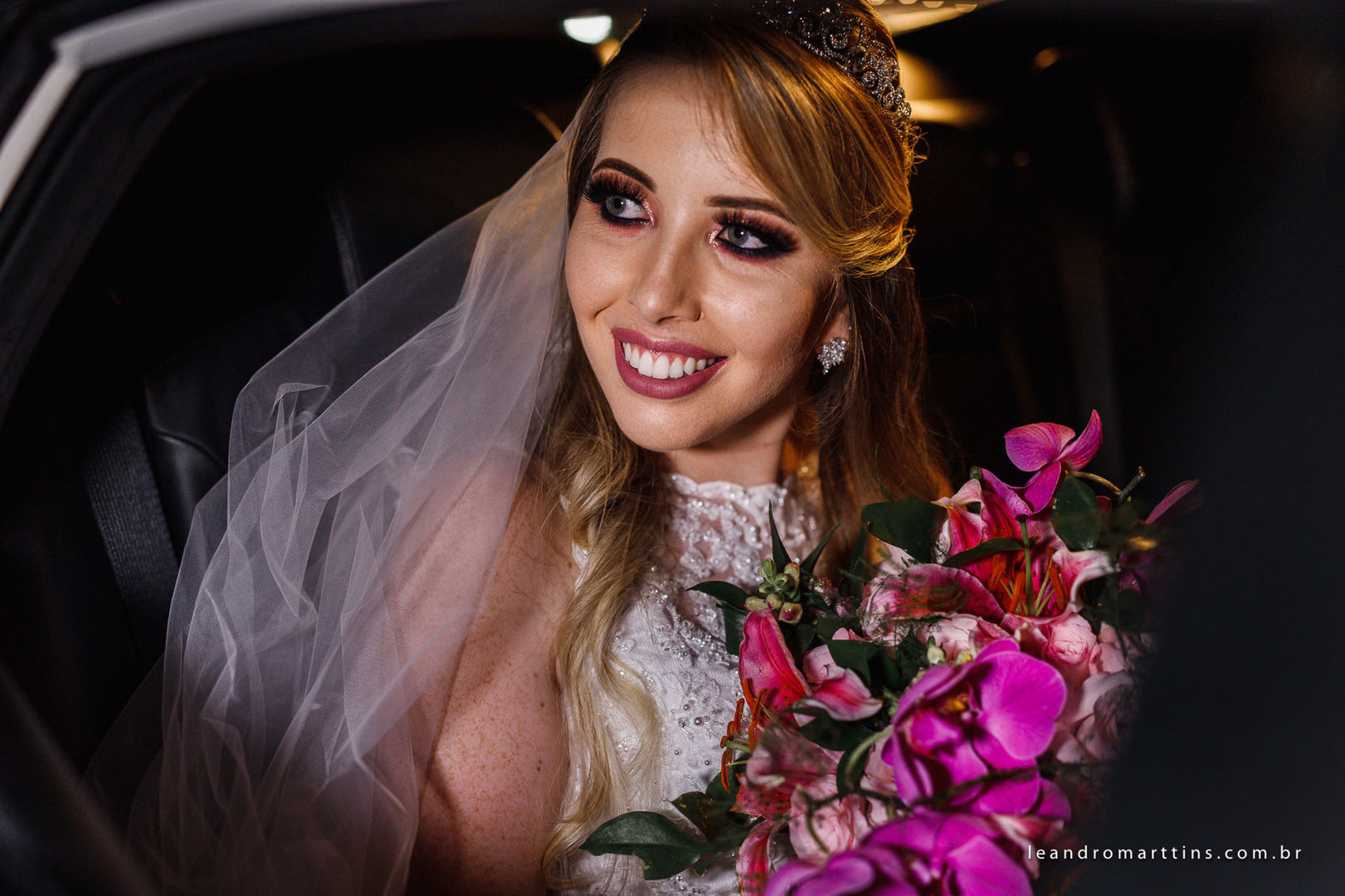 Casamento Ana e Thiago na Paróquia Menino Jesus de Praga