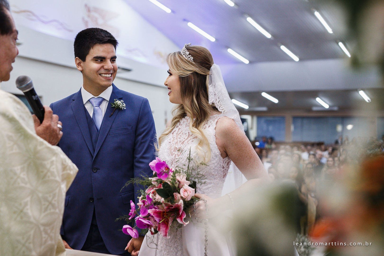 Casamento Ana e Thiago na Paróquia Menino Jesus de Praga