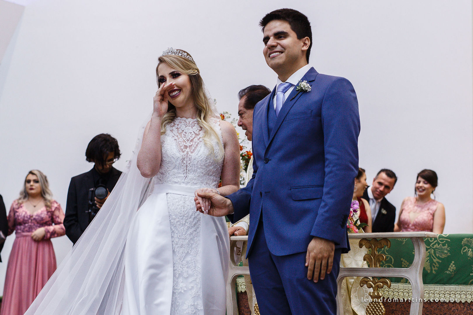 Casamento Ana e Thiago na Paróquia Menino Jesus de Praga
