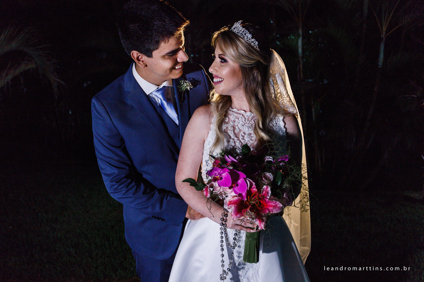 Casamento Ana e Thiago na Paróquia Menino Jesus de Praga