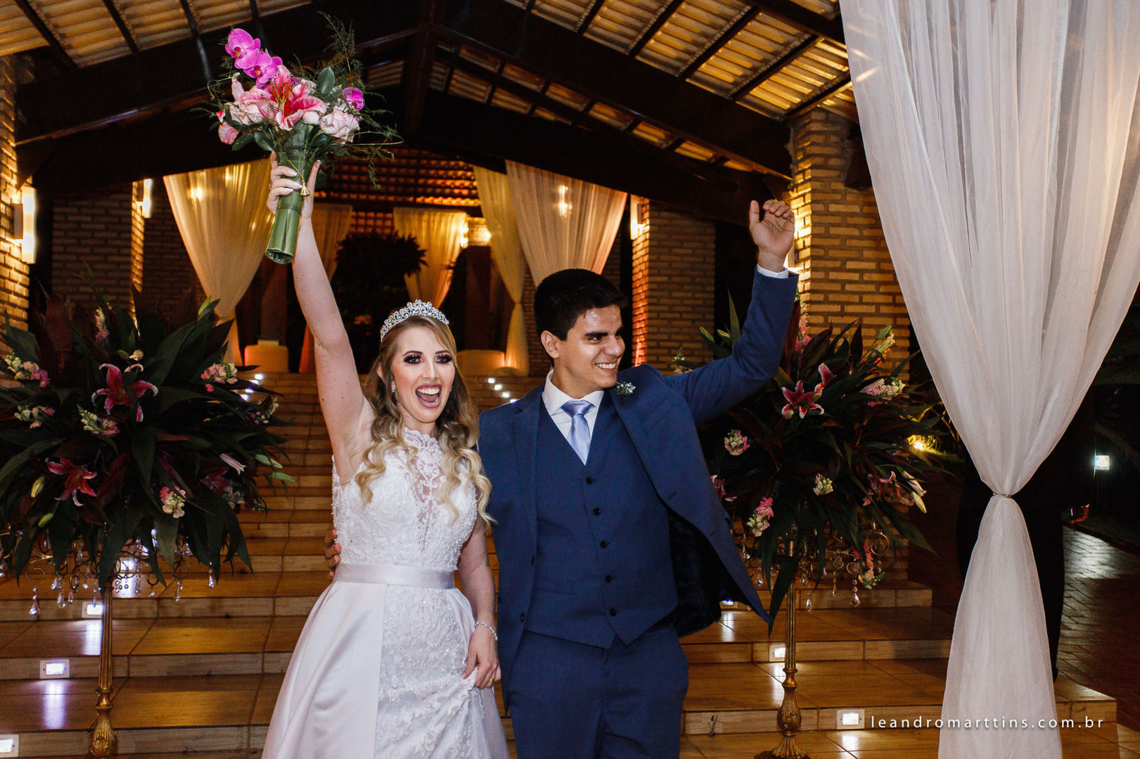 Casamento Ana e Thiago na Paróquia Menino Jesus de Praga