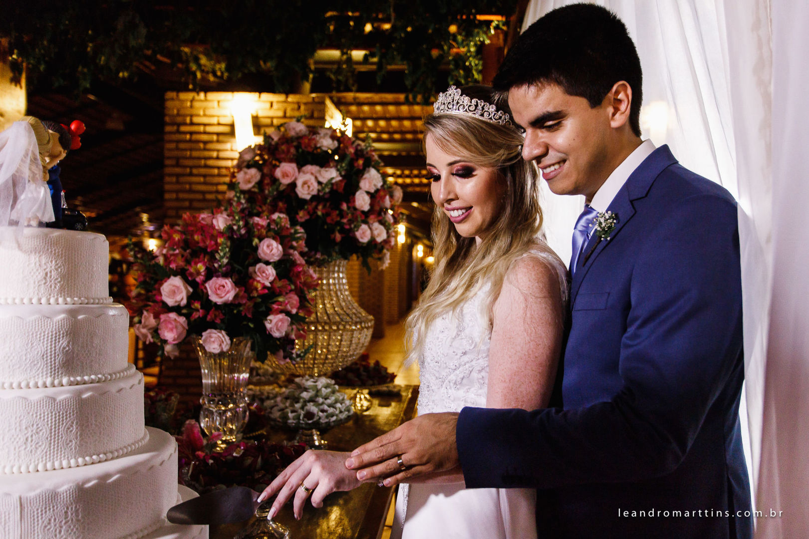 Casamento Ana e Thiago na Paróquia Menino Jesus de Praga