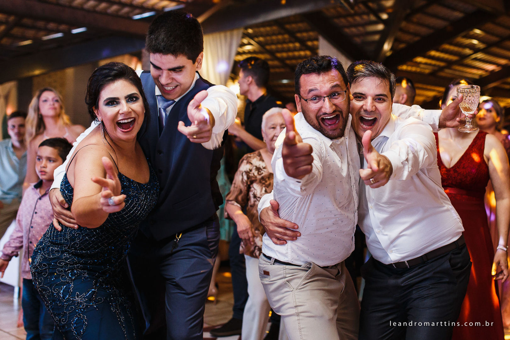 Casamento Ana e Thiago na Paróquia Menino Jesus de Praga