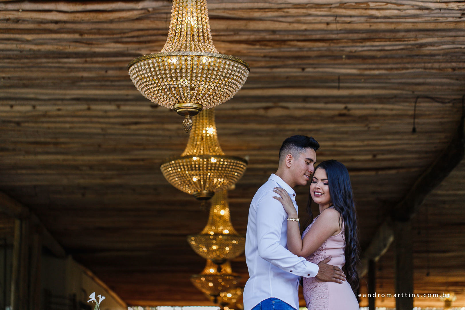 Pré Wedding Raianny e Vinícius no Antiquário Clever Casado
