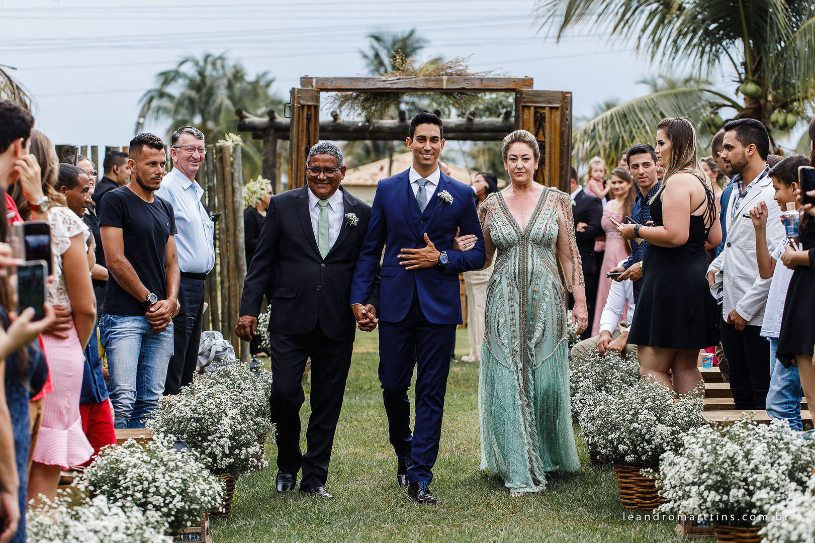 Casamento Raianny e Vinícius no espaço Bella Faria Eventos