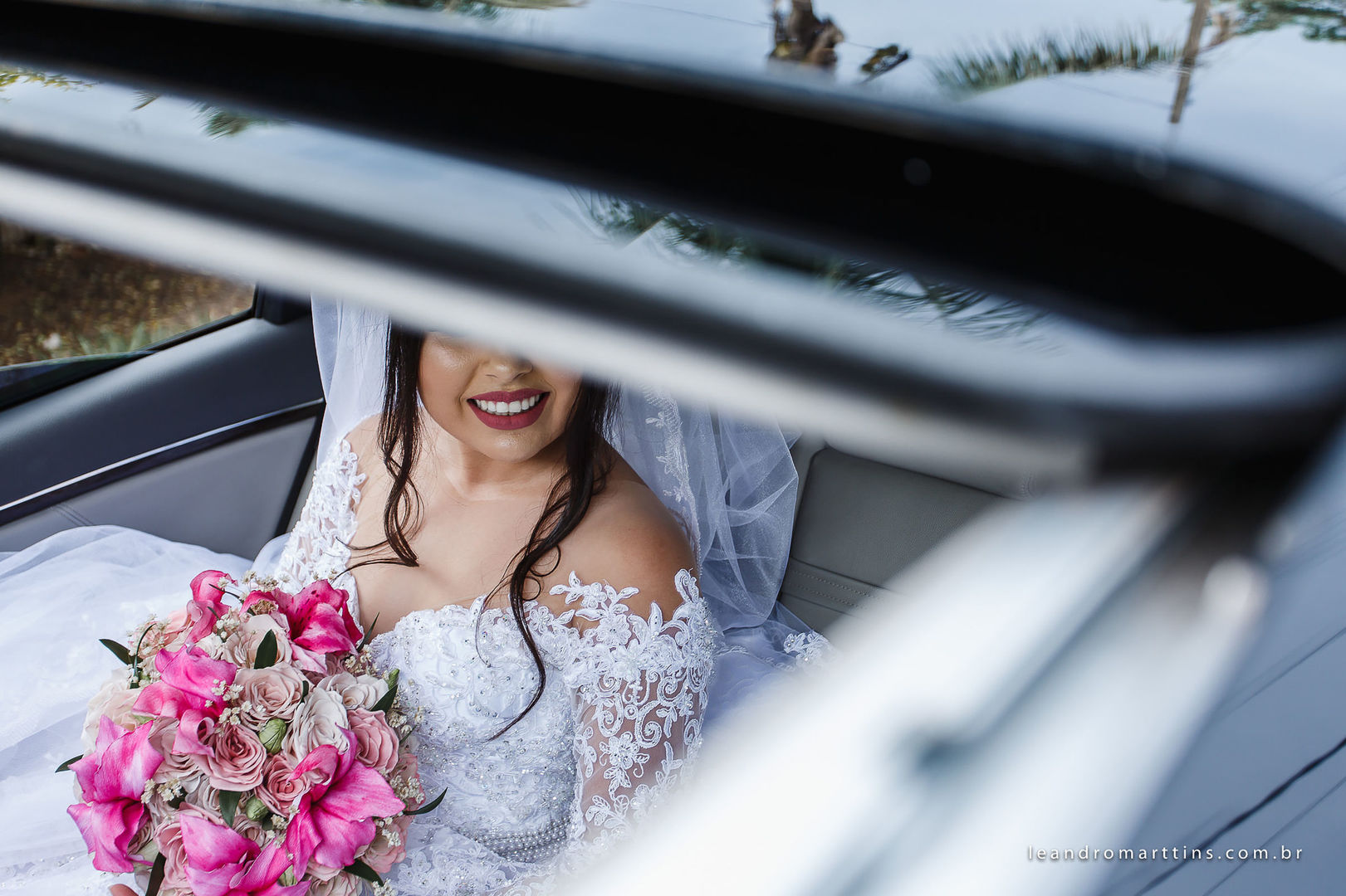 Casamento Raianny e Vinícius no espaço Bella Faria Eventos