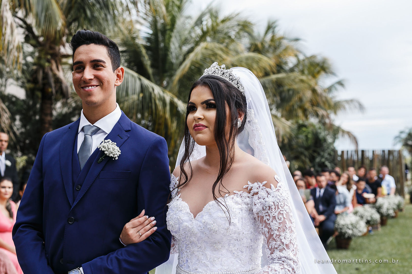 Casamento Raianny e Vinícius no espaço Bella Faria Eventos