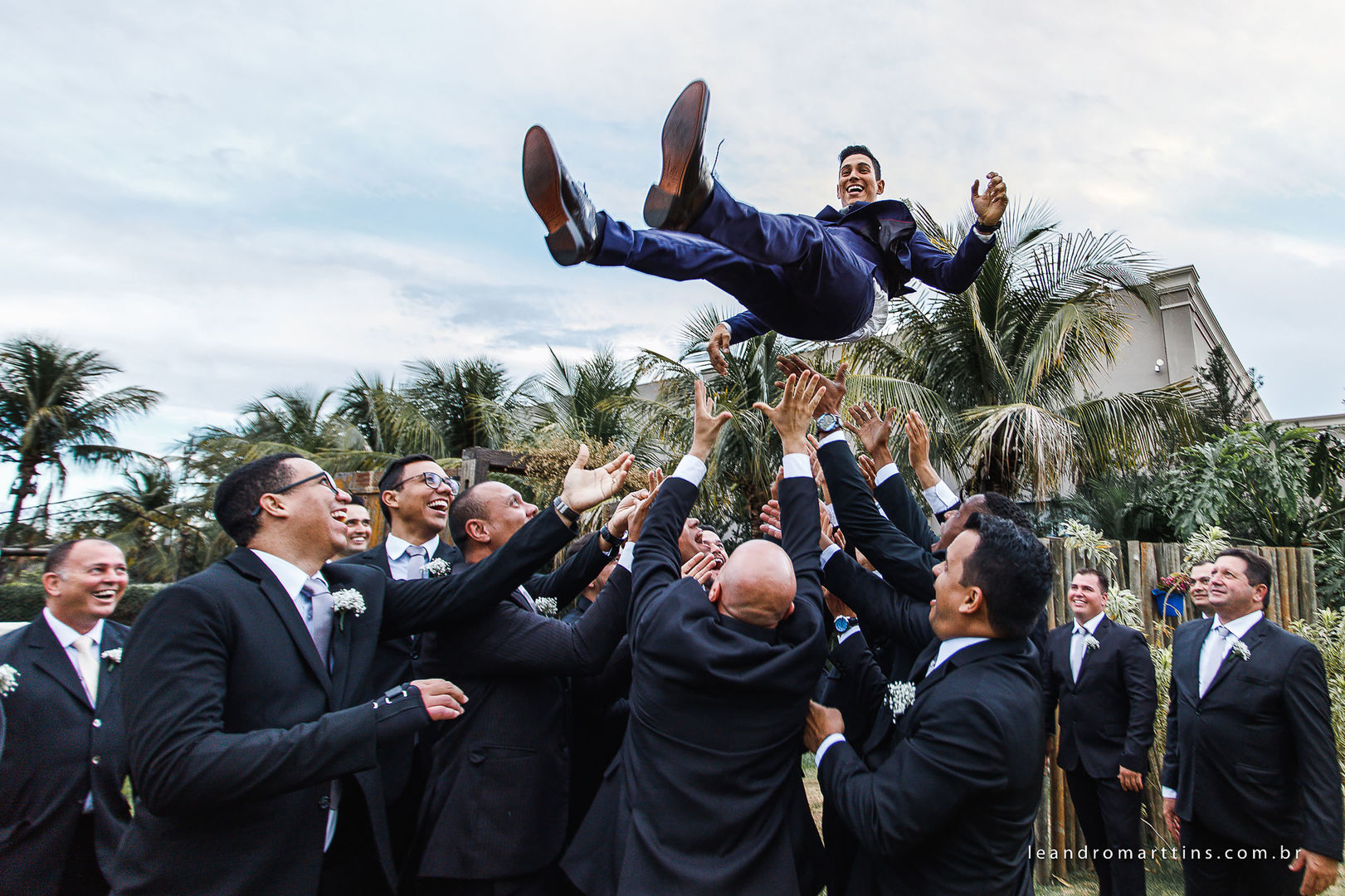 Casamento Raianny e Vinícius no espaço Bella Faria Eventos