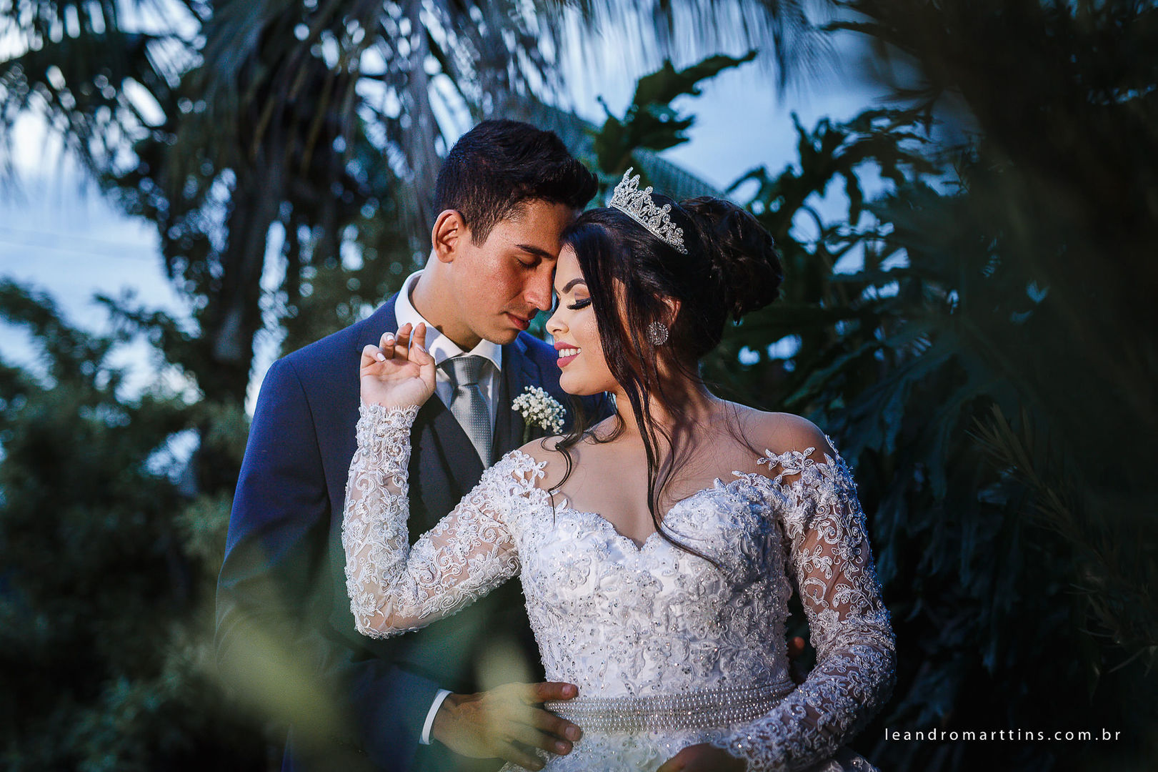 Casamento Raianny e Vinícius no espaço Bella Faria Eventos
