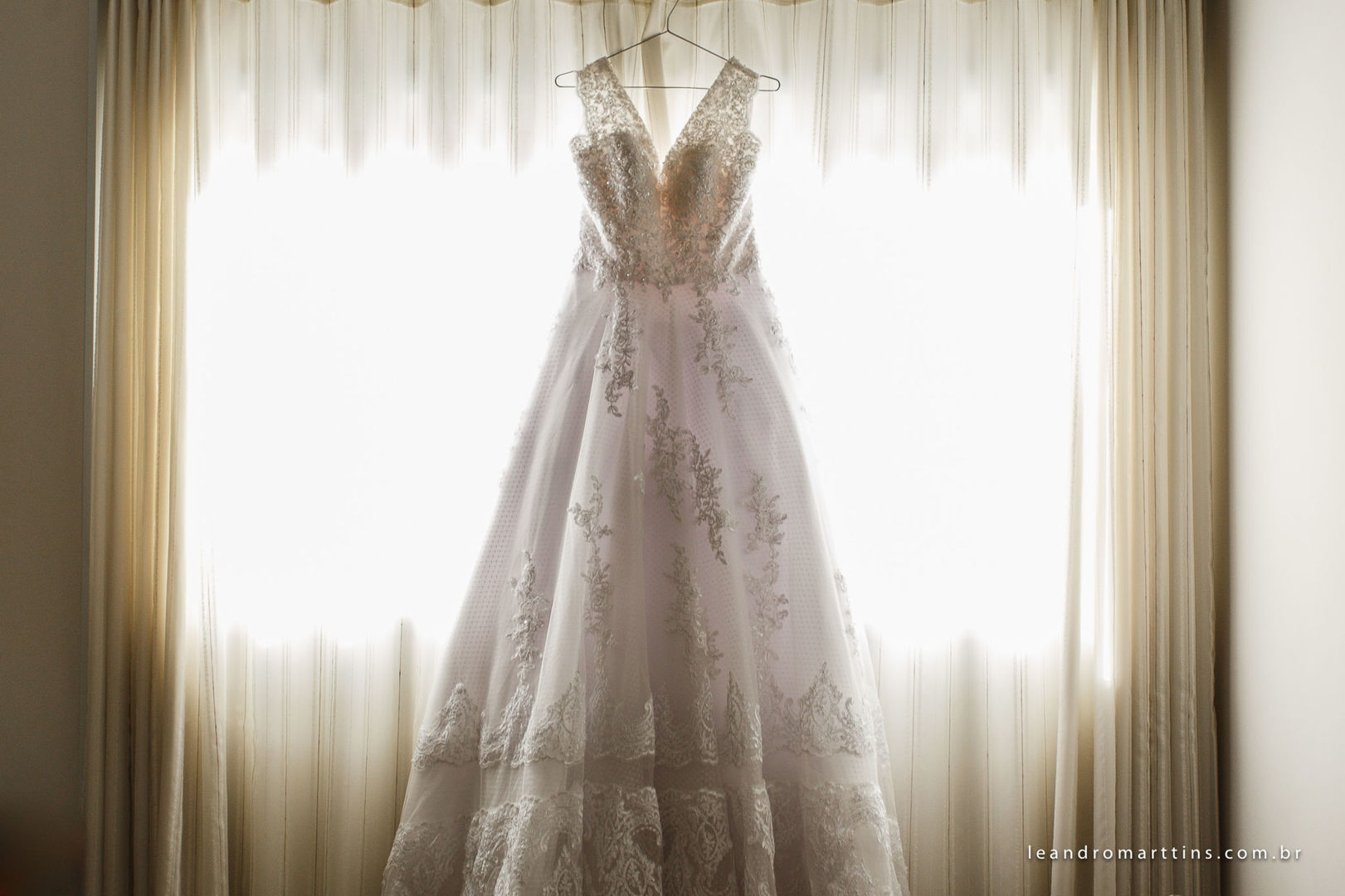 Casamento Laís e Levi no condomínio Gaivota II
