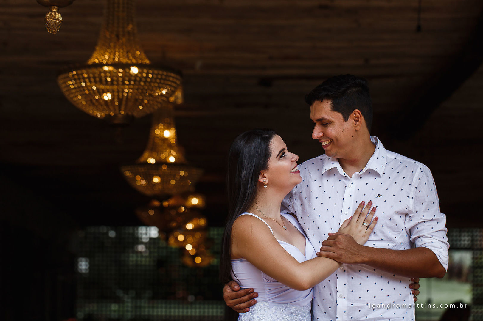 Pré Wedding Pâmela e Tiago no Antiquário Clever Casado