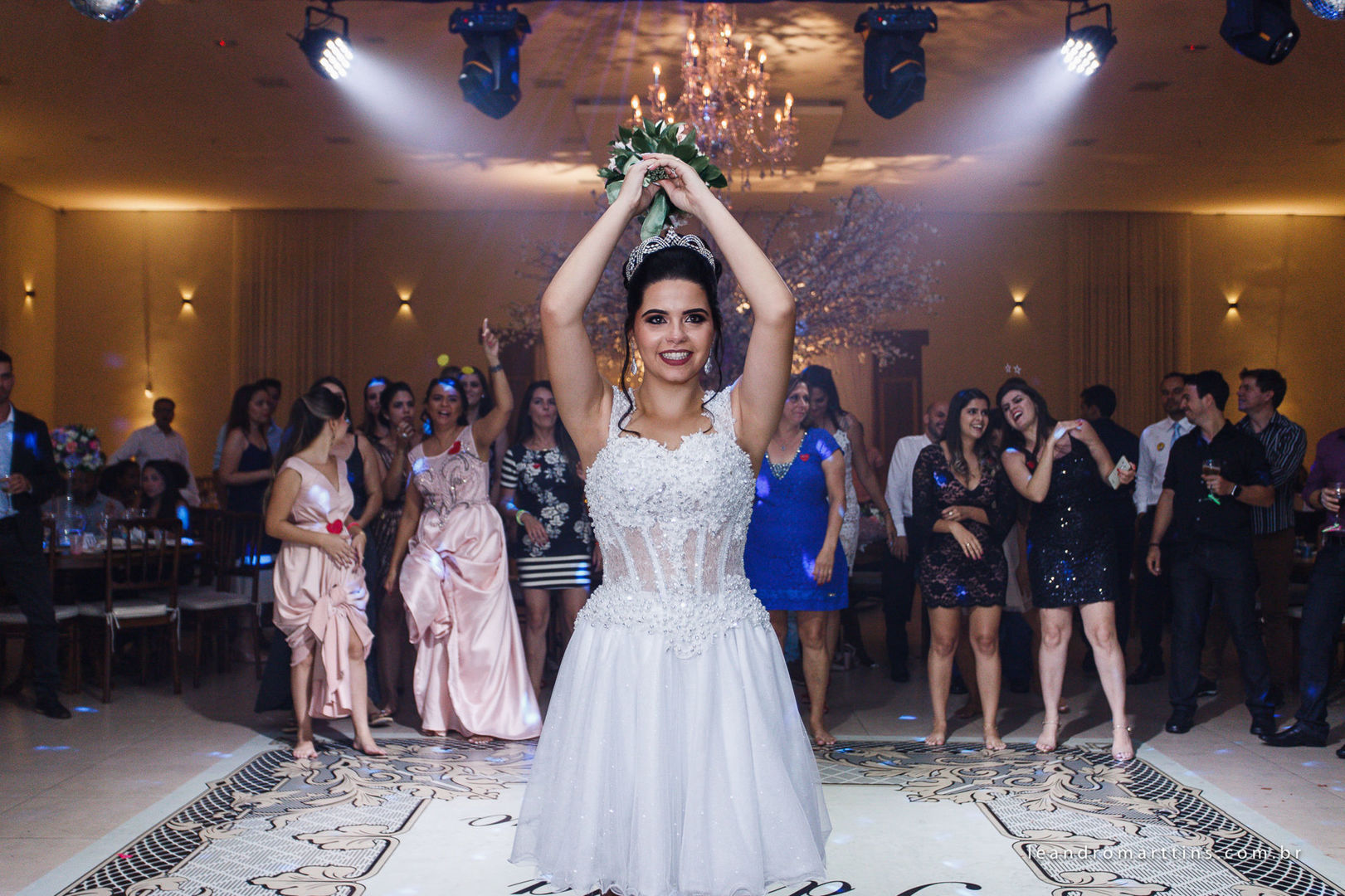 Casamento Pâmela e Tiago no espaço Bella Faria Eventos