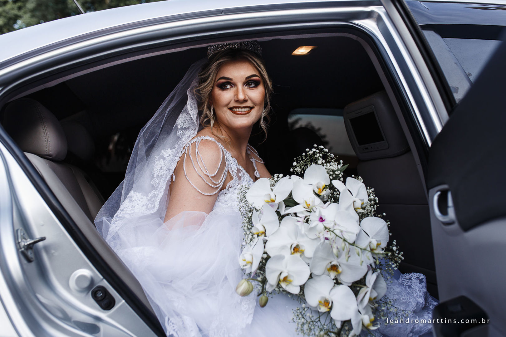 Casamento Naiara e Douglas na Igreja Matriz de Auriflama-SP