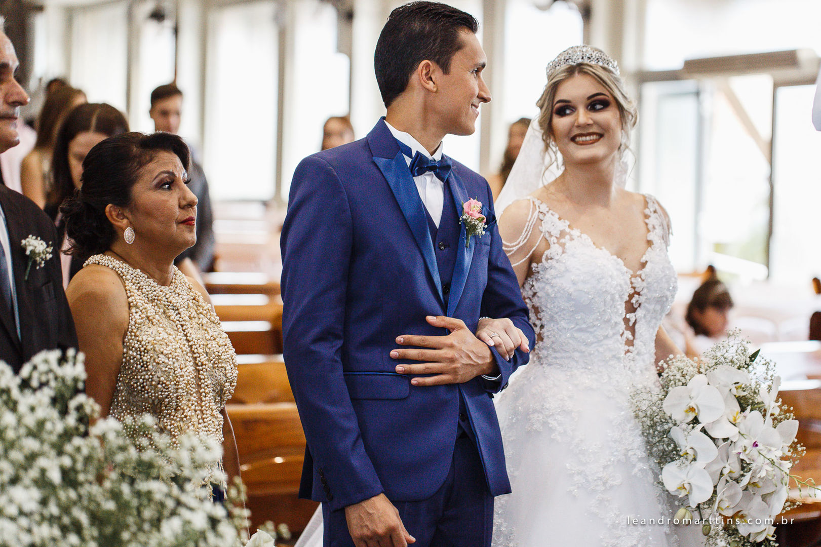 Casamento Naiara e Douglas na Igreja Matriz de Auriflama-SP