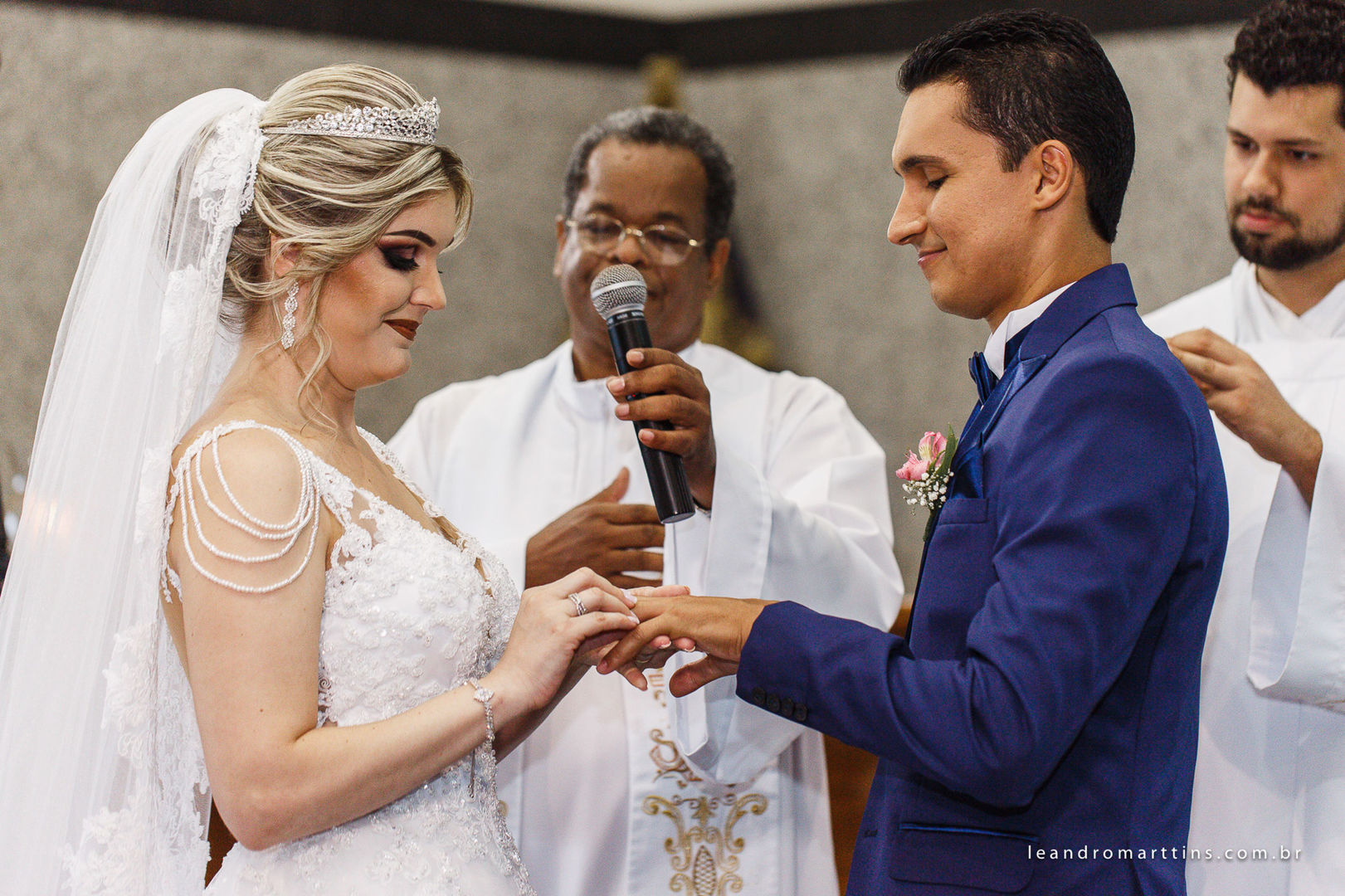 Casamento Naiara e Douglas na Igreja Matriz de Auriflama-SP