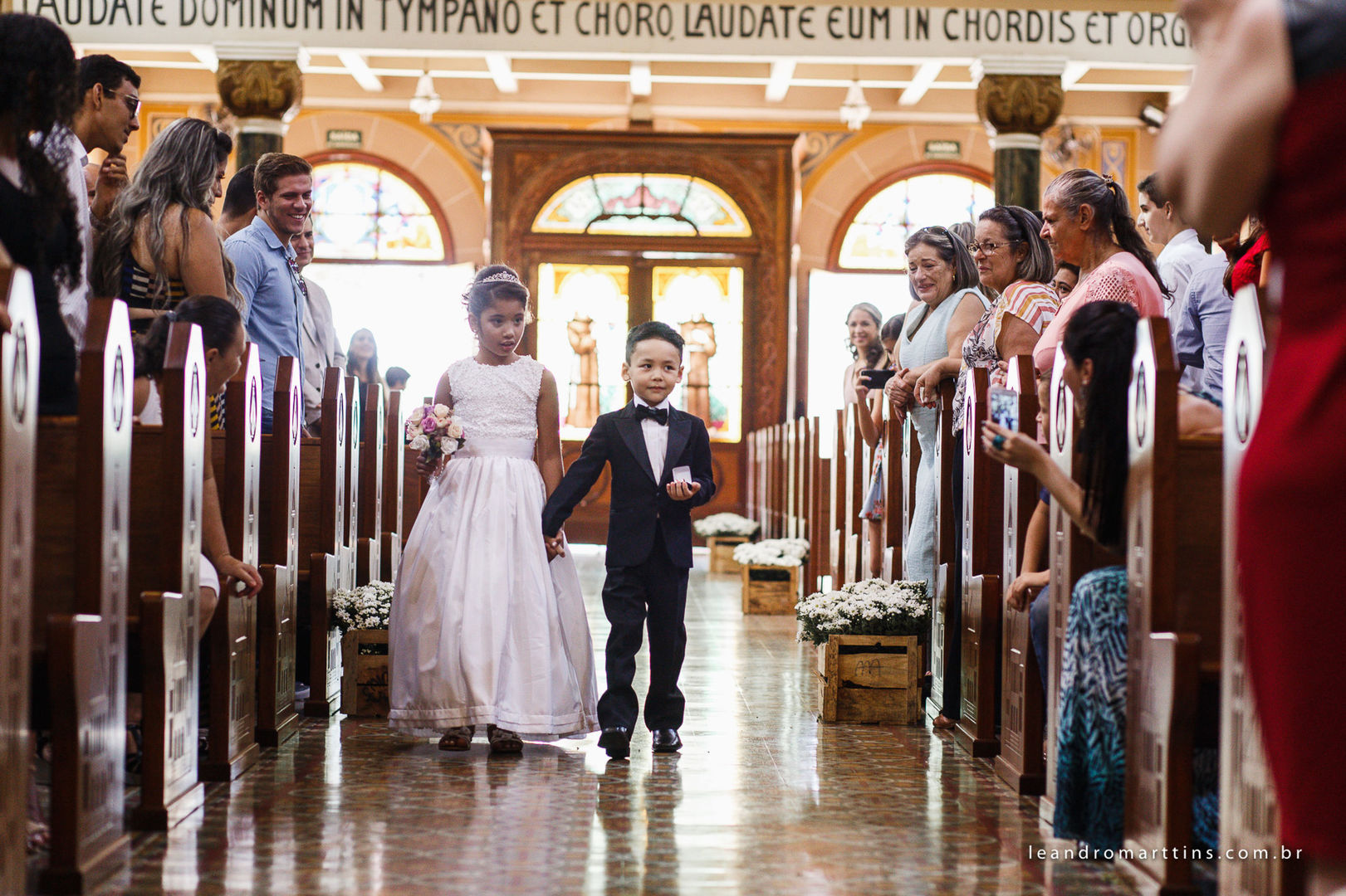 Casamento Ludmila e Fernando na Igreja Basílica Menor de Nossa Senhora Aparecida - São José do Rio Preto - SP