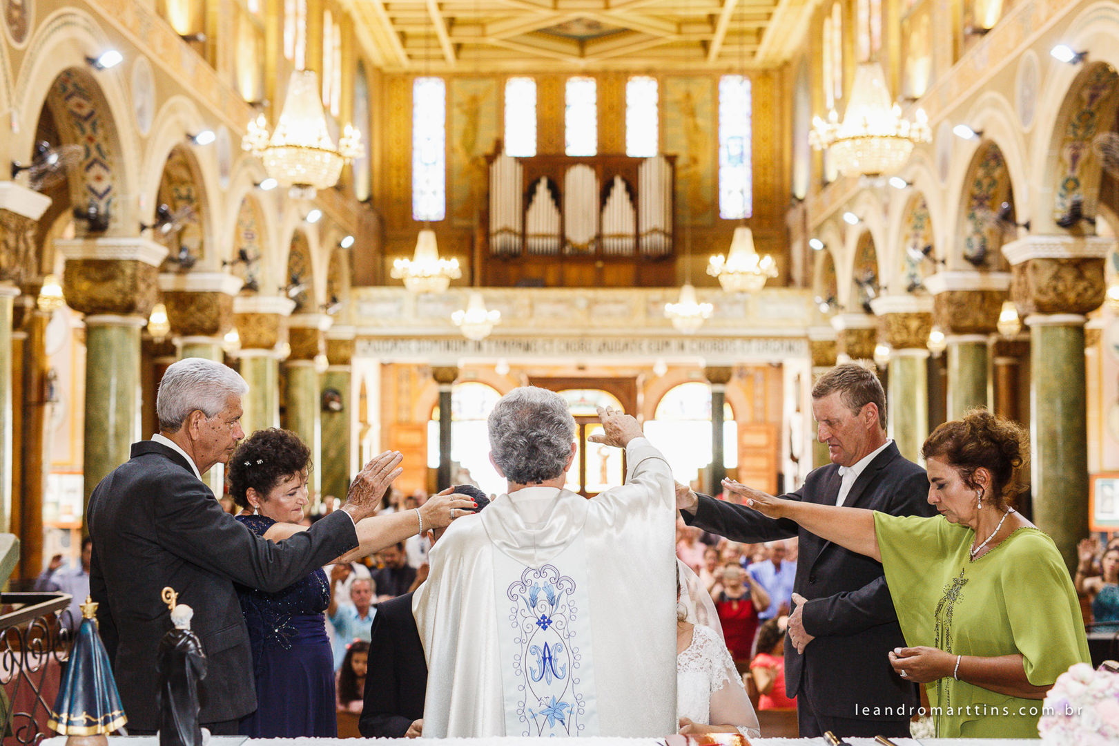 Casamento Ludmila e Fernando na Igreja Basílica Menor de Nossa Senhora Aparecida - São José do Rio Preto - SP