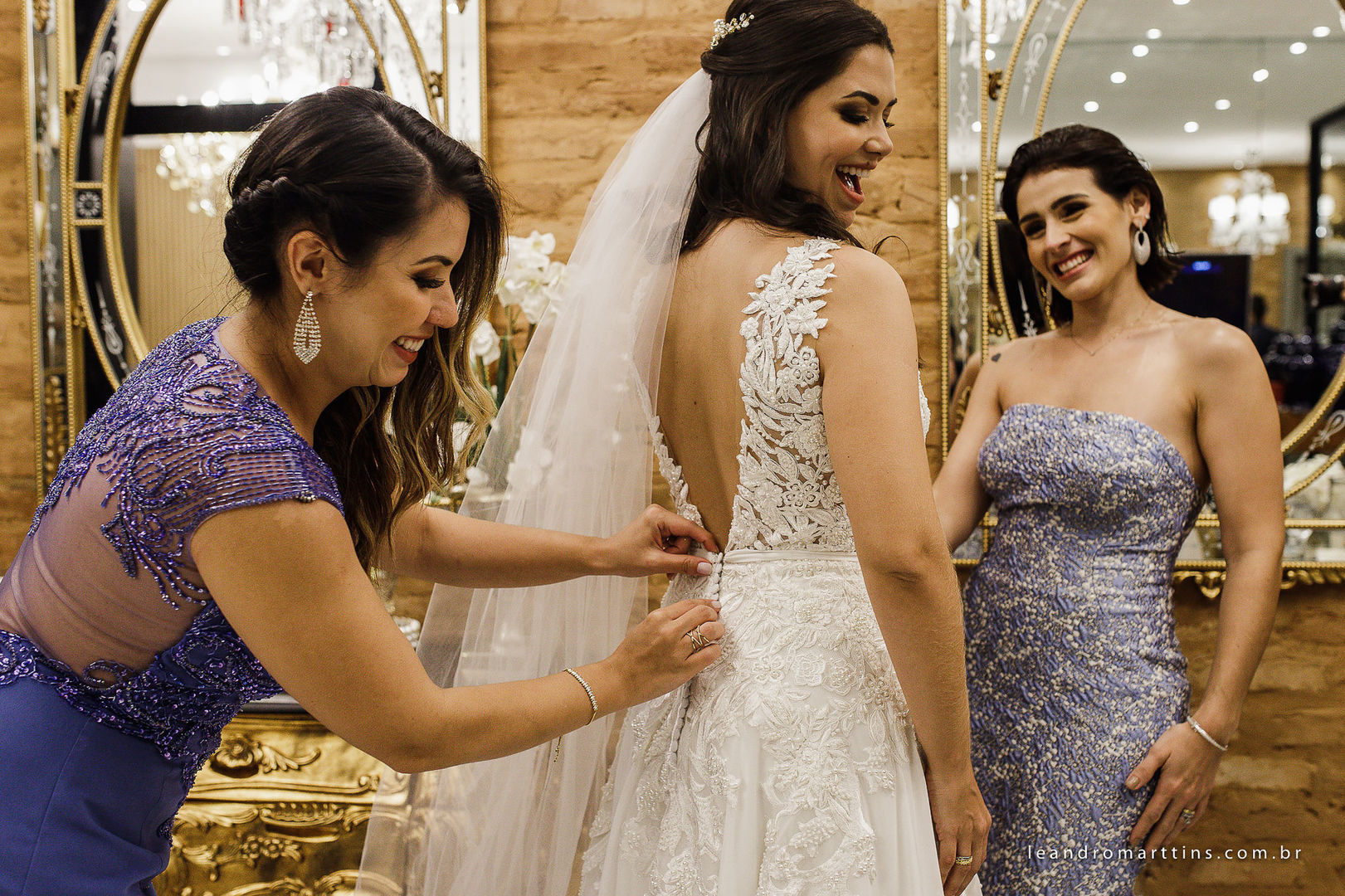 Casamento Helenita e Gabriel no espaço Maison Buffet Ge-Vera