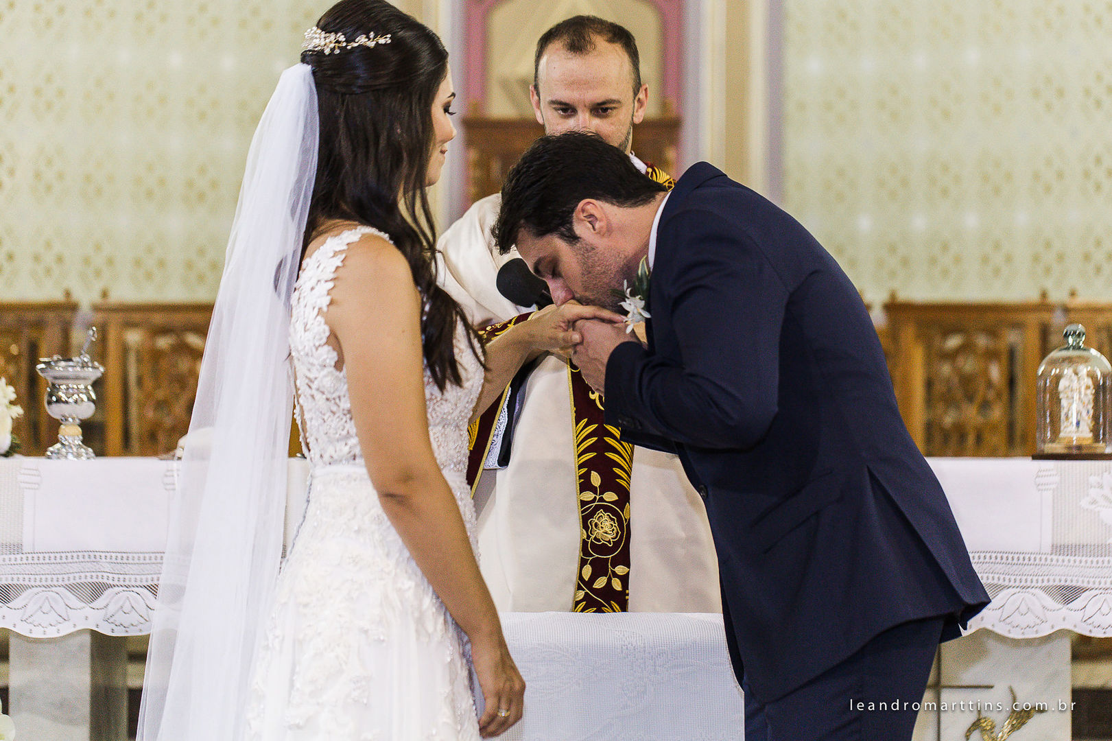 Casamento Helenita e Gabriel no espaço Maison Buffet Ge-Vera