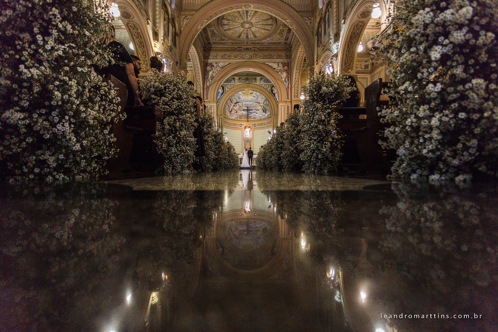 Casamento Helenita e Gabriel no espaço Maison Buffet Ge-Vera