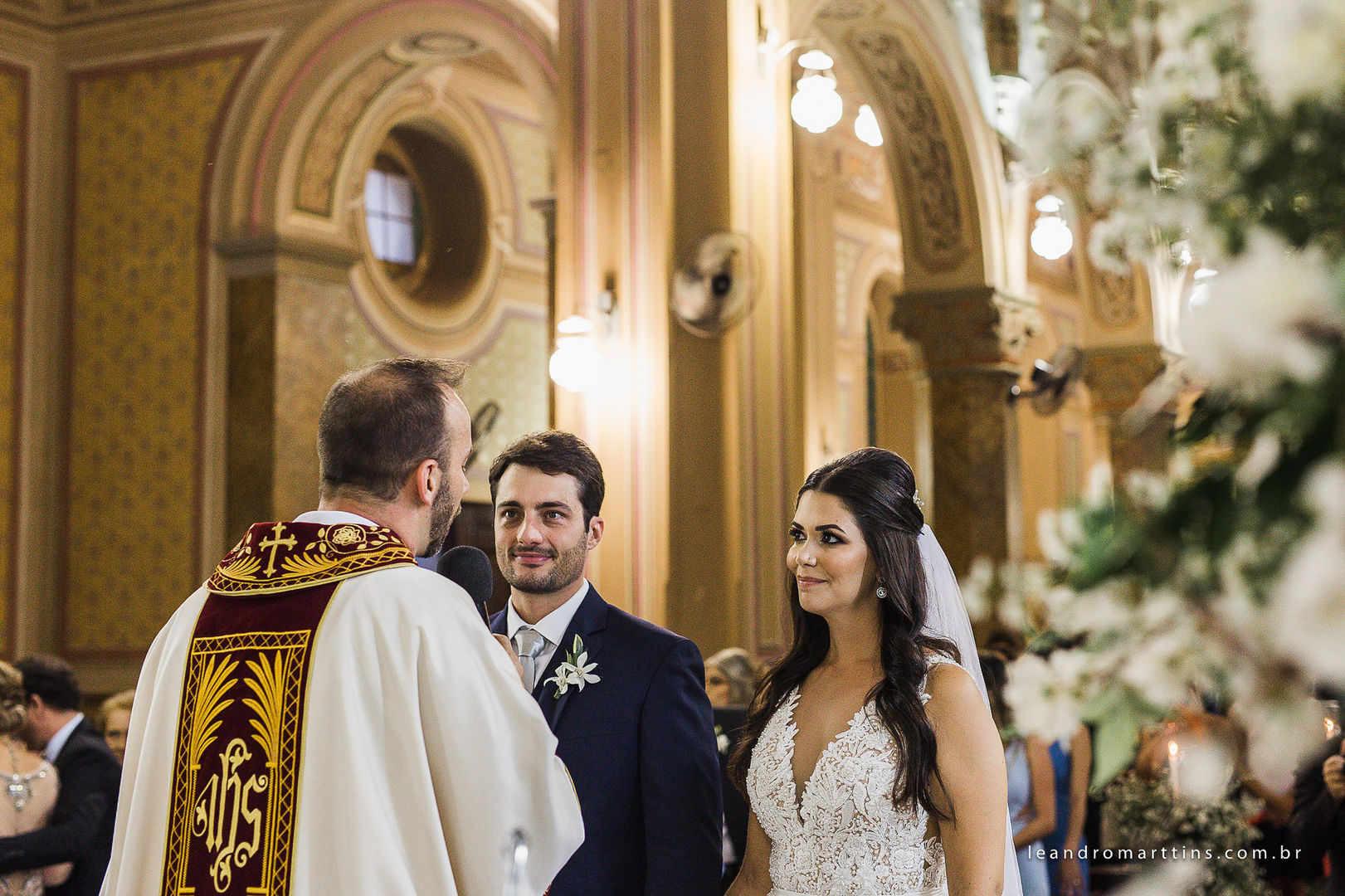 Casamento Helenita e Gabriel no espaço Maison Buffet Ge-Vera