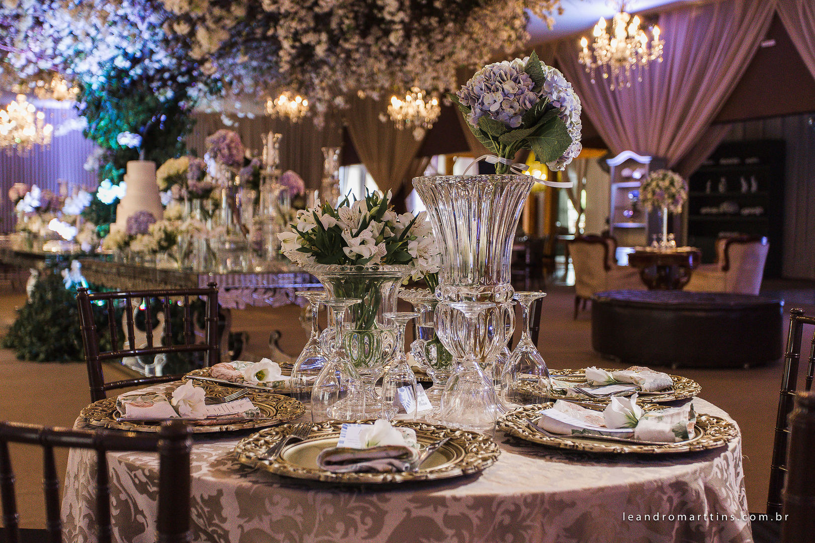 Casamento Helenita e Gabriel no espaço Maison Buffet Ge-Vera