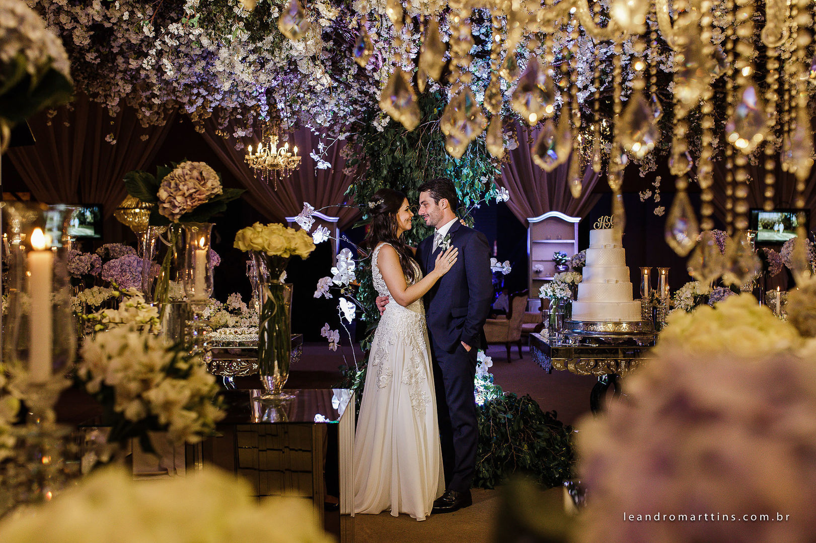 Casamento Helenita e Gabriel no espaço Maison Buffet Ge-Vera