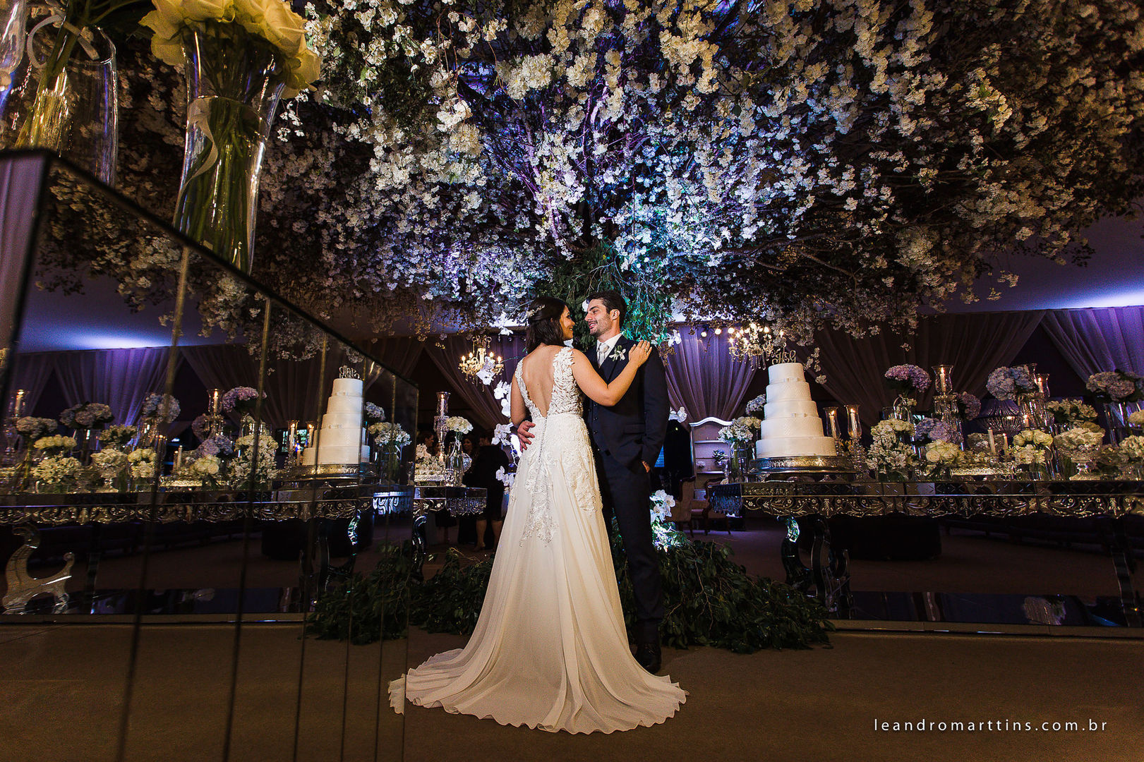 Casamento Helenita e Gabriel no espaço Maison Buffet Ge-Vera