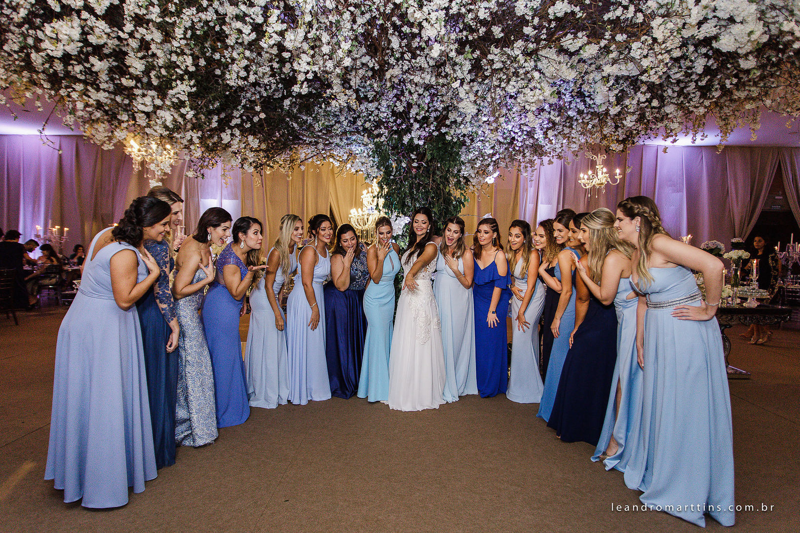 Casamento Helenita e Gabriel no espaço Maison Buffet Ge-Vera