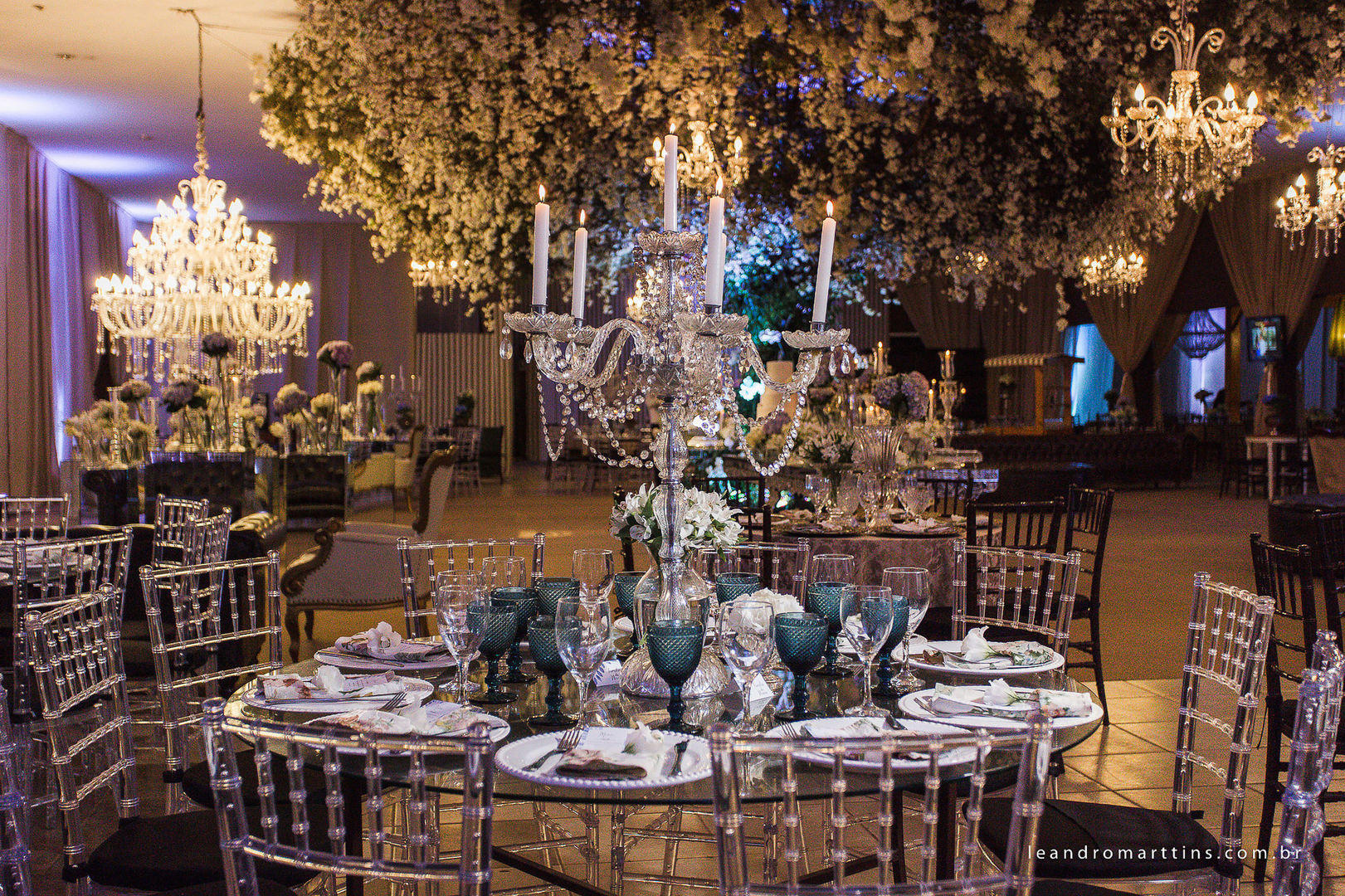 Casamento Helenita e Gabriel no espaço Maison Buffet Ge-Vera