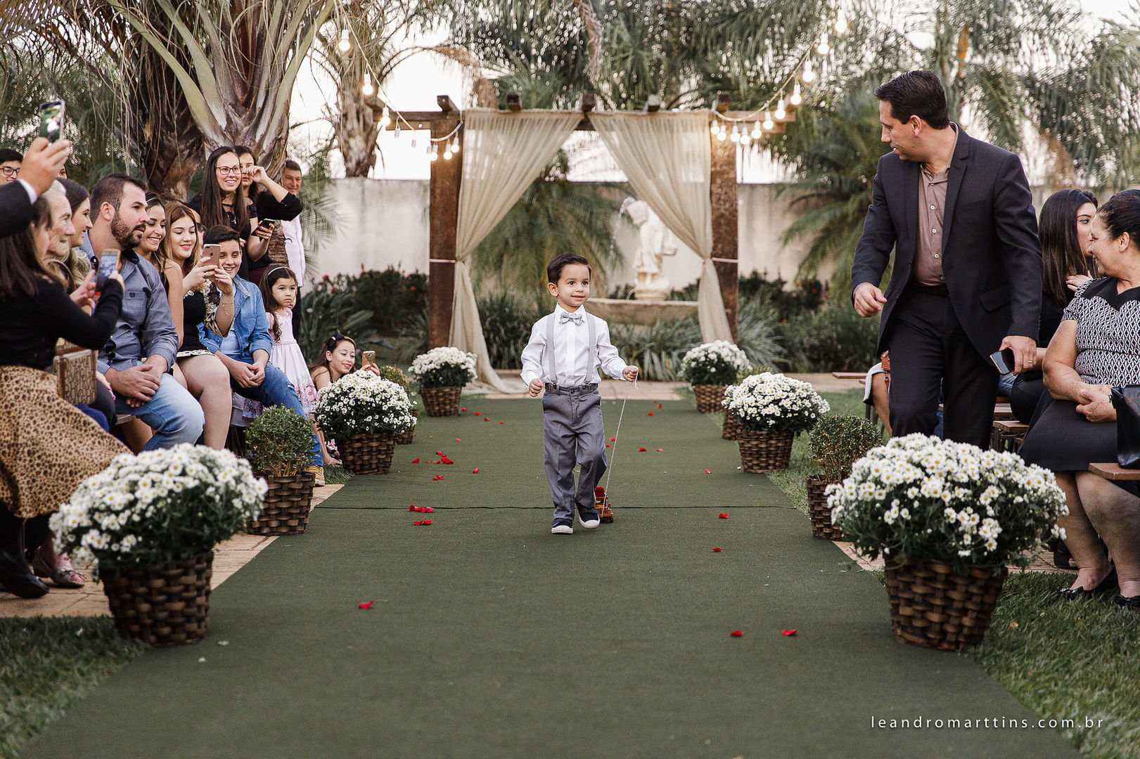 Casamento Mariana e Lucas no espaço Santa Felicidade Eventos