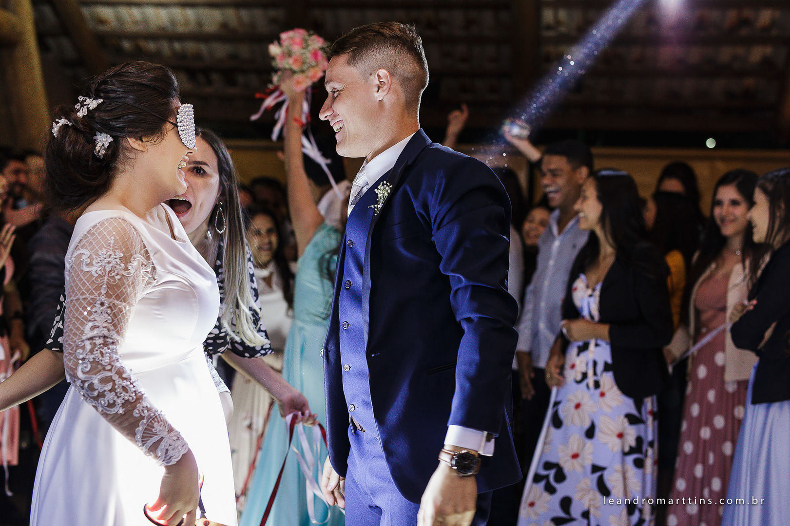 Casamento Mariana e Lucas no espaço Santa Felicidade Eventos